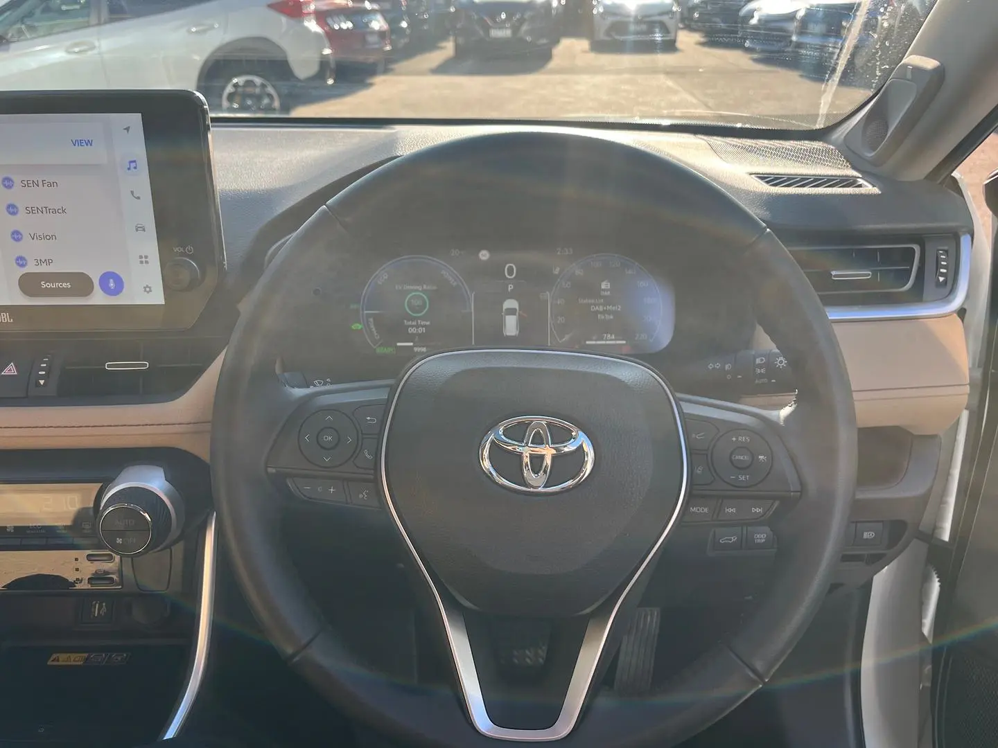 2024 Toyota RAV4 Gallery Image 20