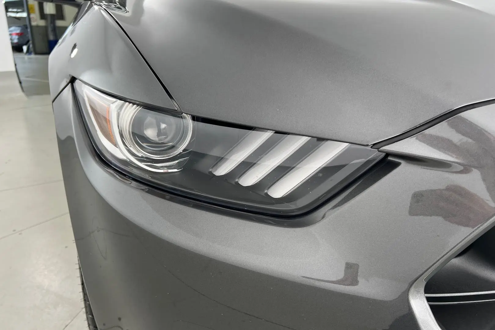 2017 Ford Mustang Gallery Image 2
