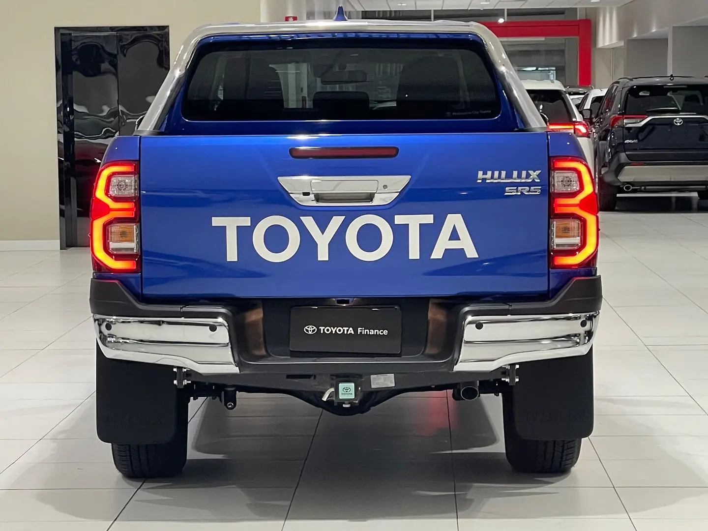 2023 Toyota Hilux Gallery Image 8