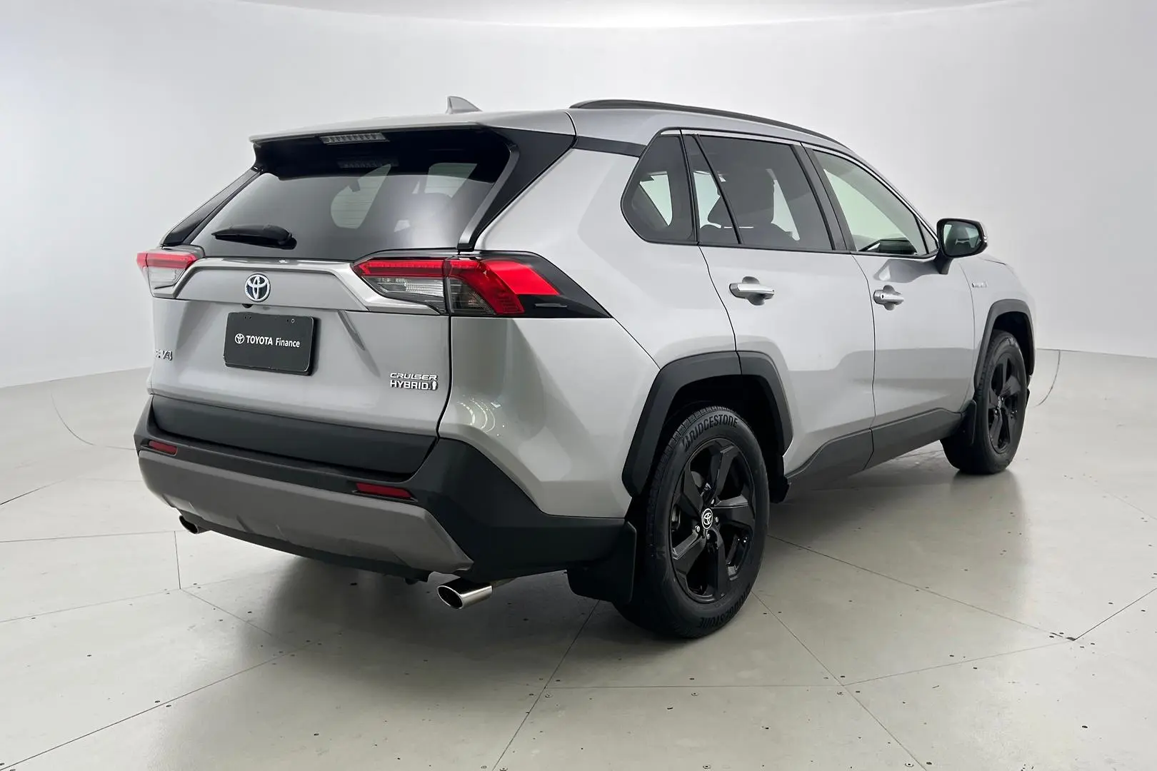 2021 Toyota RAV4 Gallery Image 4