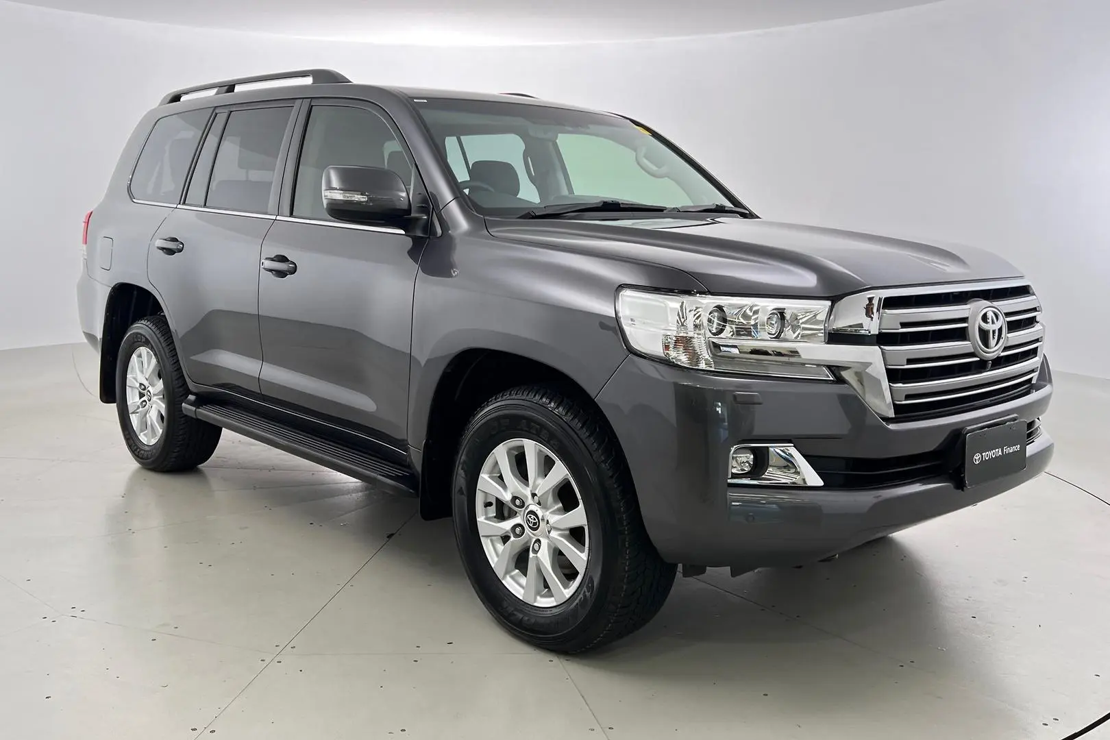 2019 Toyota Landcruiser Gallery Image 1