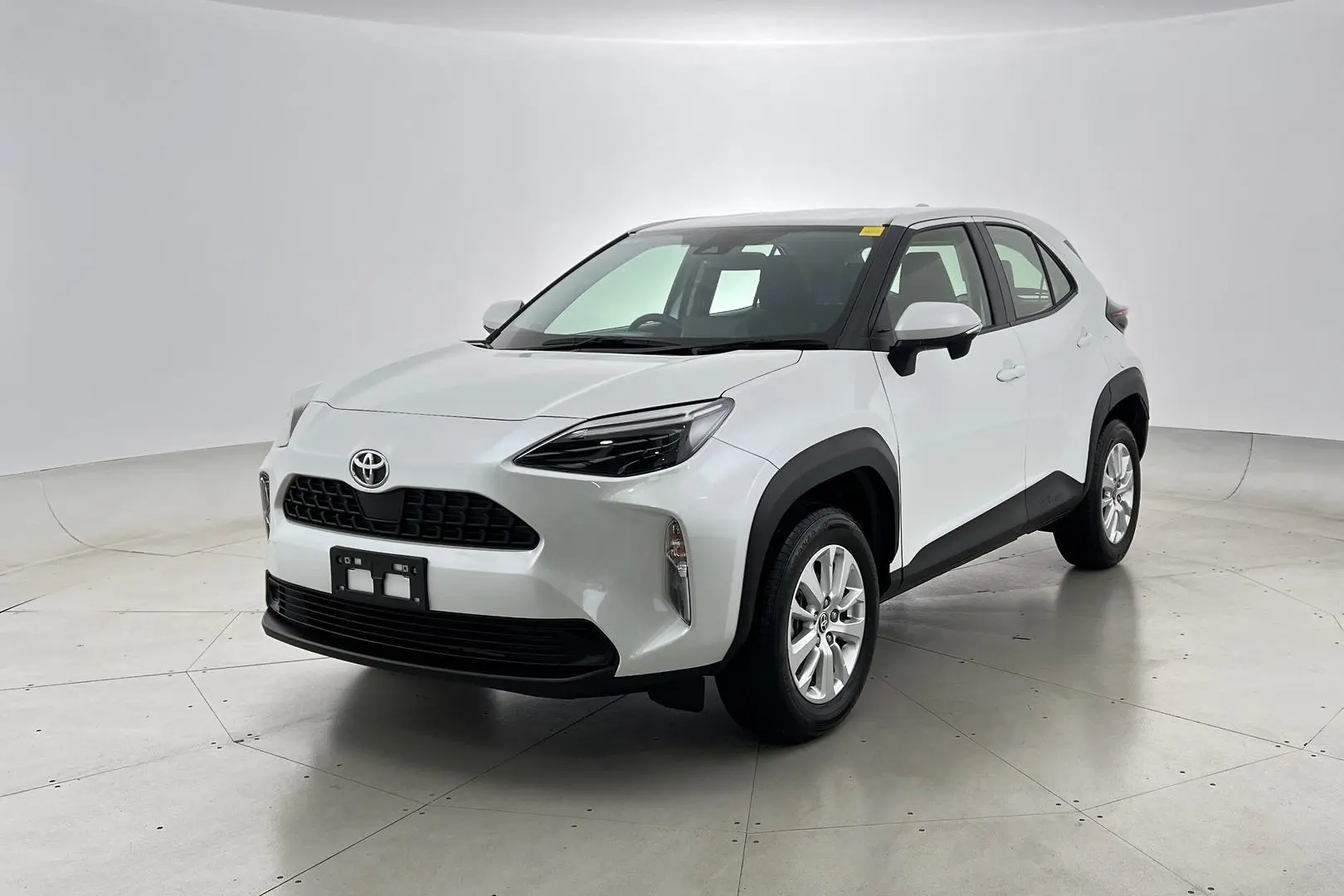 2023 Toyota Yaris Cross Gallery Image 8