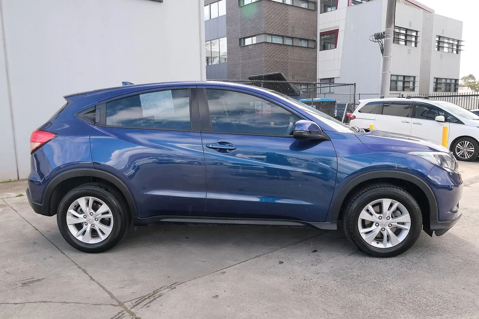 2018 Honda HR-V Gallery Image 5