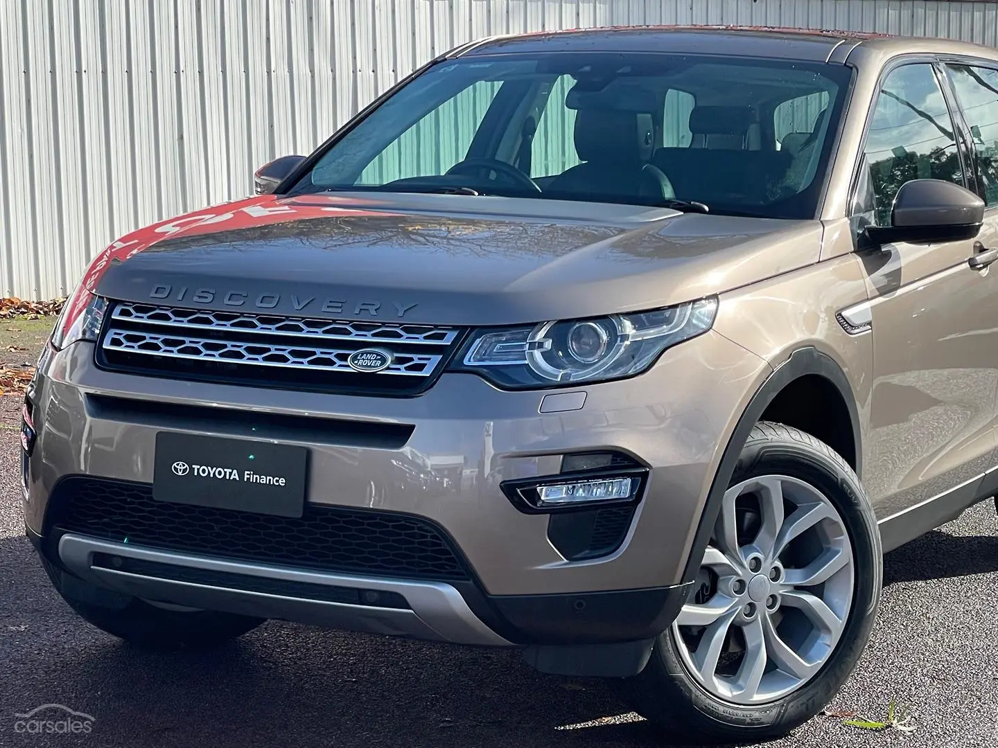 2016 Land Rover Discovery Sport Image 11
