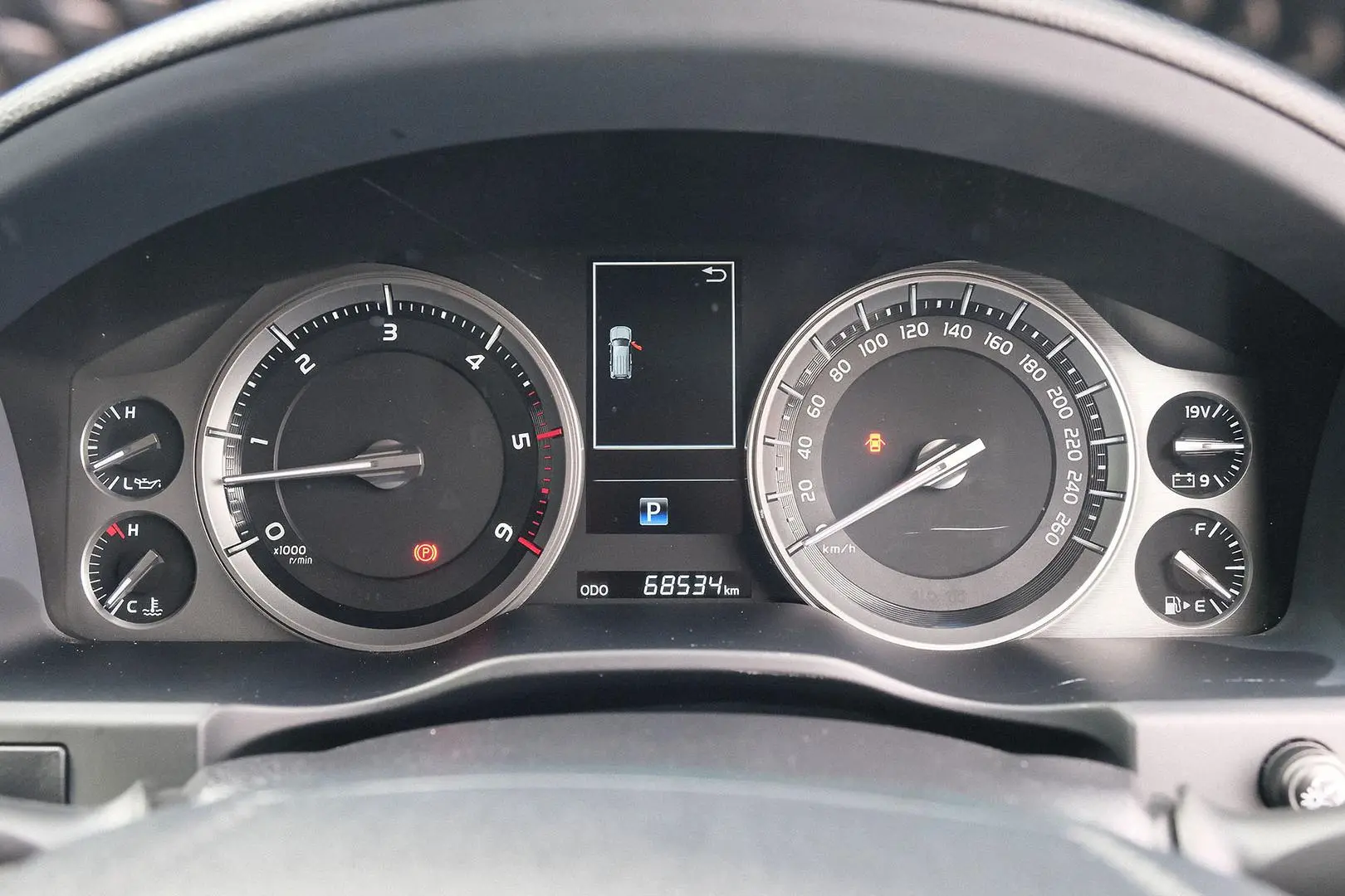 2018 Toyota Landcruiser Gallery Image 17
