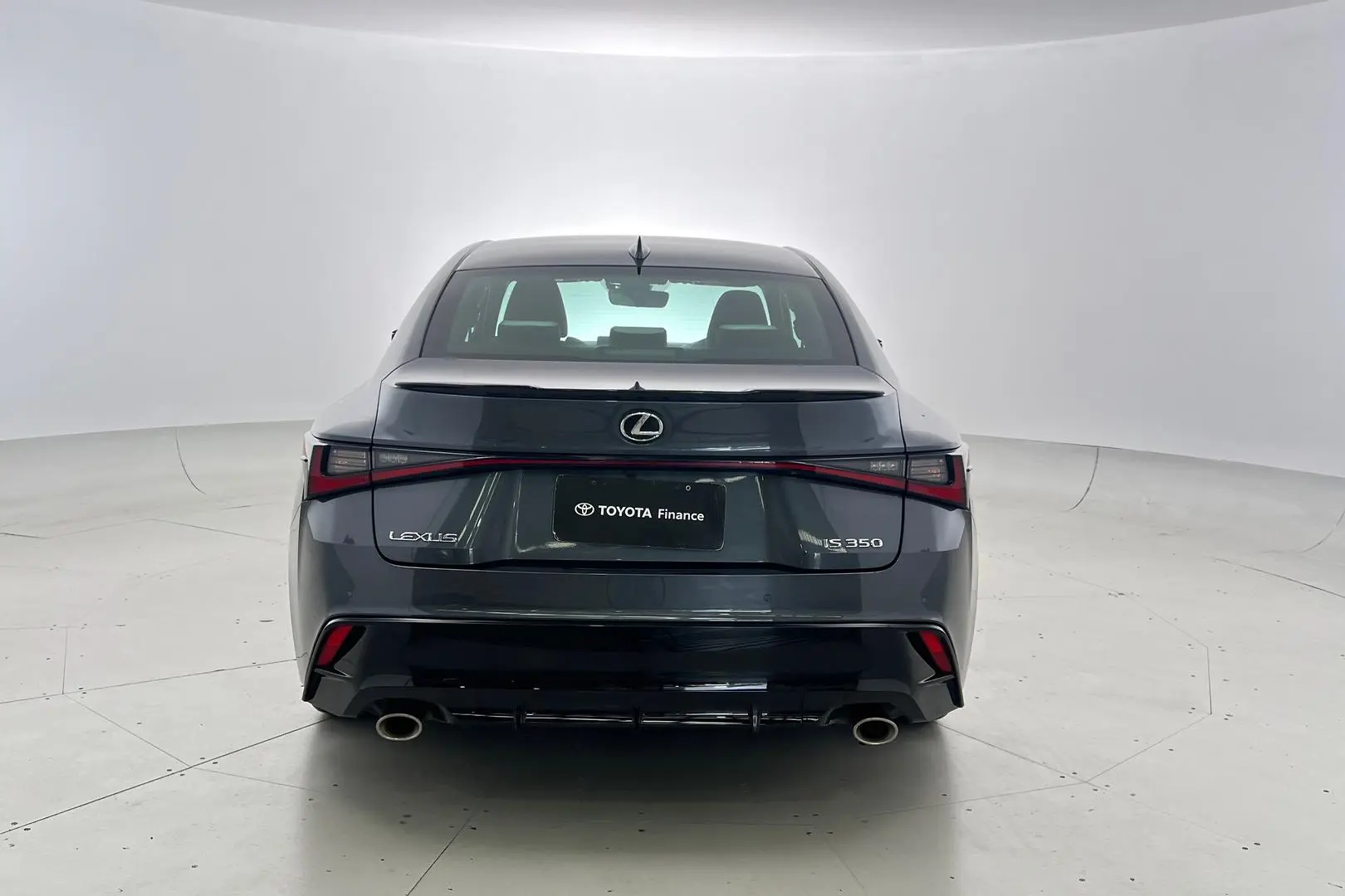 2021 Lexus IS Gallery Image 6