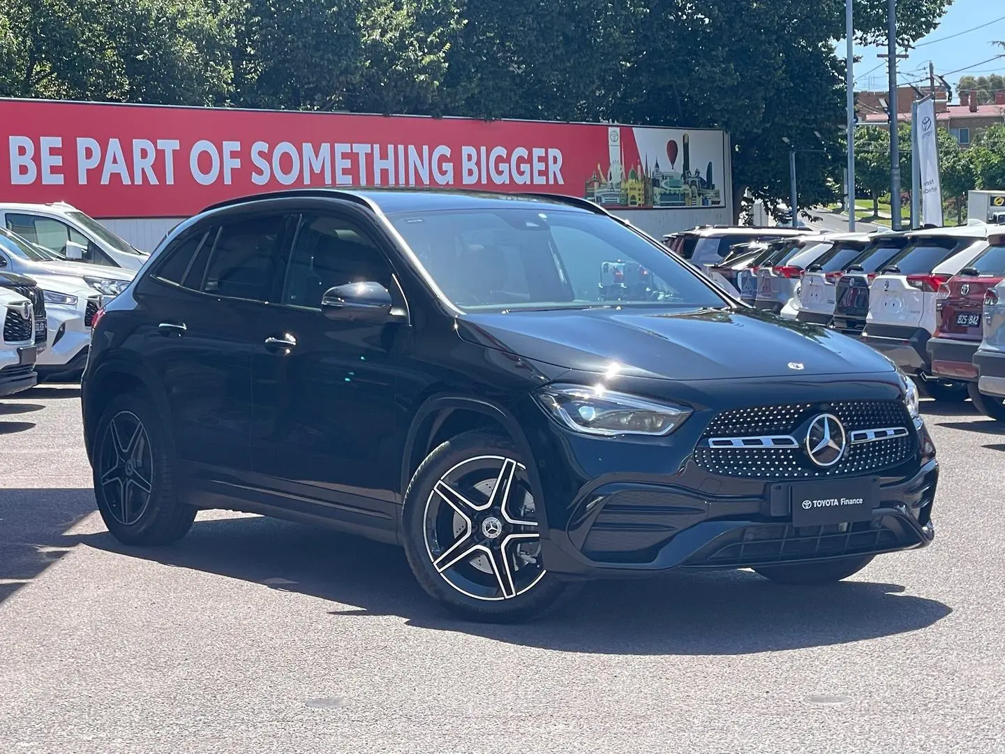 2021 Mercedes-Benz Gla-Class Gallery Image 1