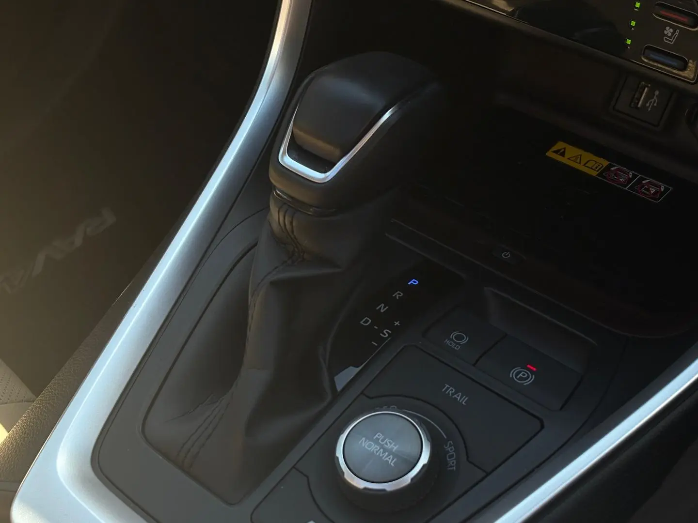 2023 Toyota RAV4 Gallery Image 21