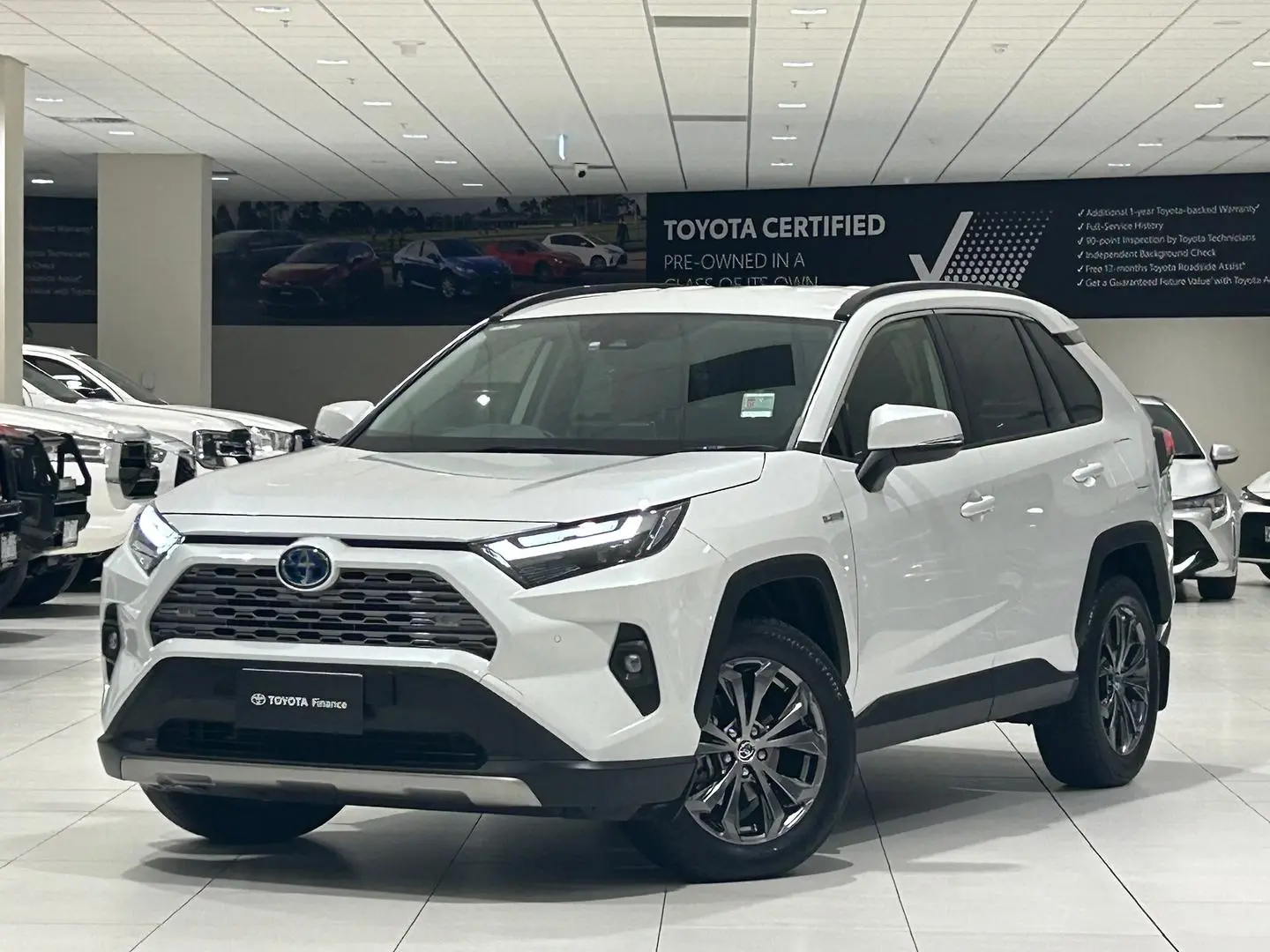2024 Toyota RAV4 Gallery Image 5