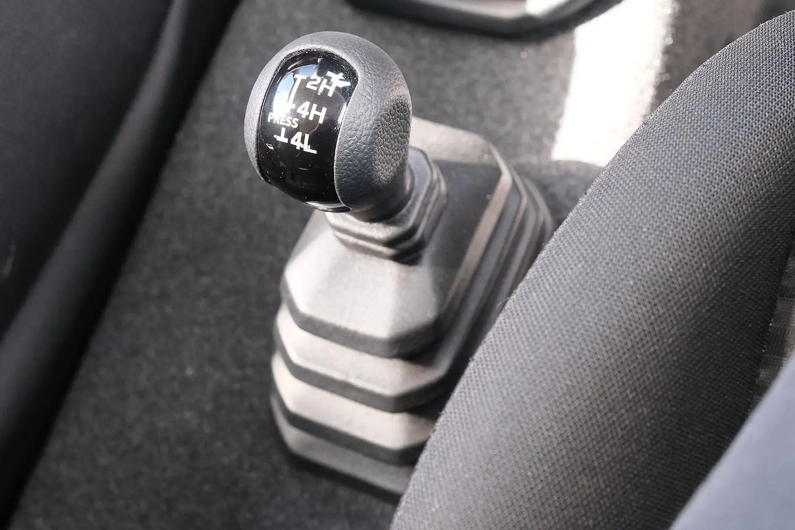 2022 Suzuki Jimny Gallery Image 8