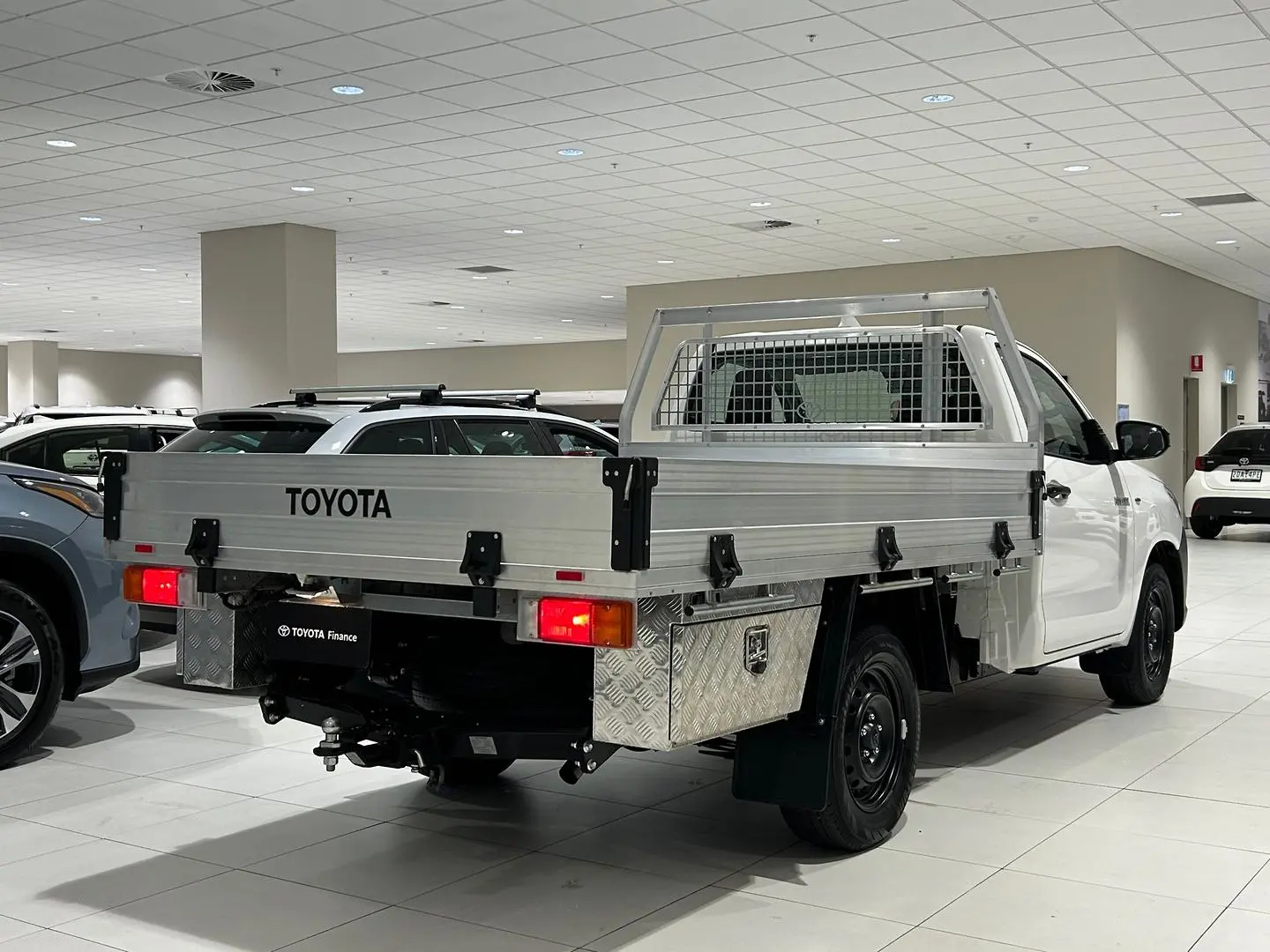 2024 Toyota Hilux Gallery Image 10