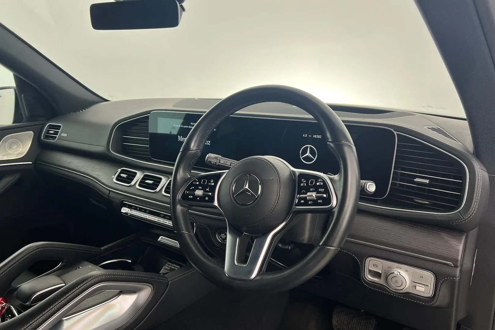 2022 Mercedes-Benz GLE-Class Gallery Image 14