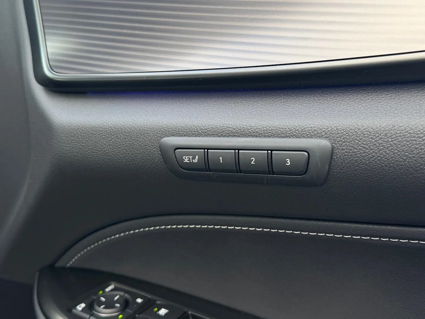 2024 Lexus NX Gallery Image 15