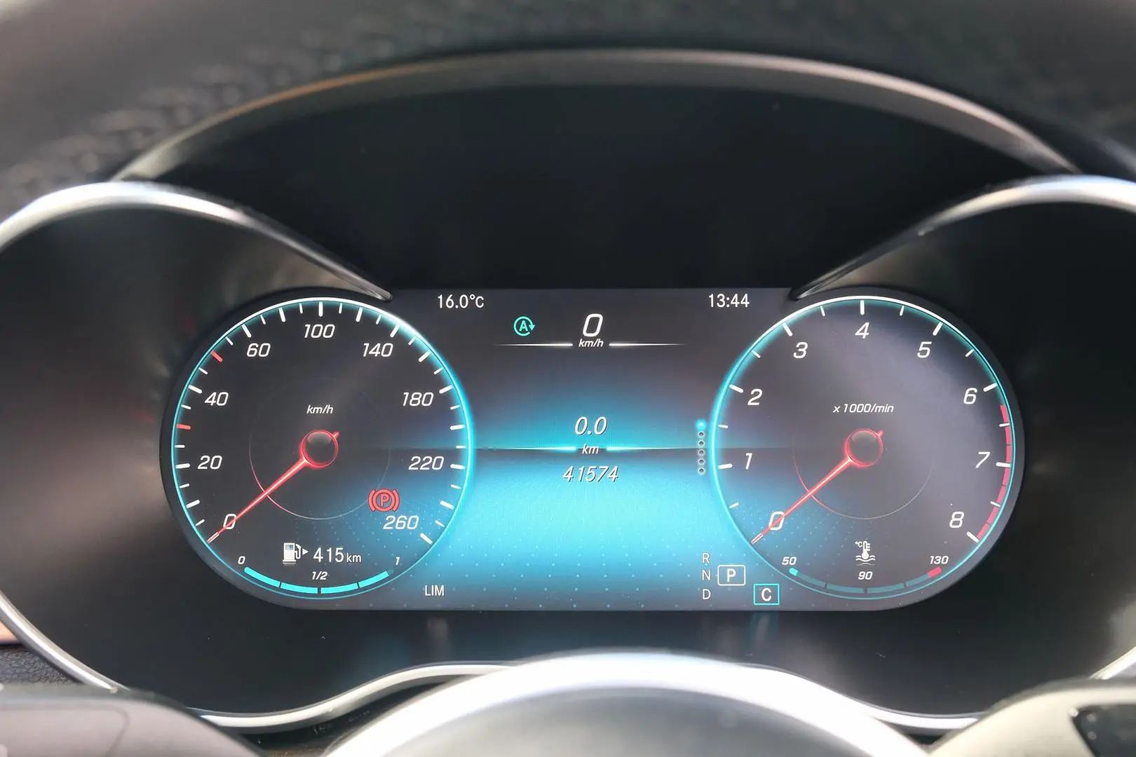 2021 Mercedes-Benz C-Class Gallery Image 19