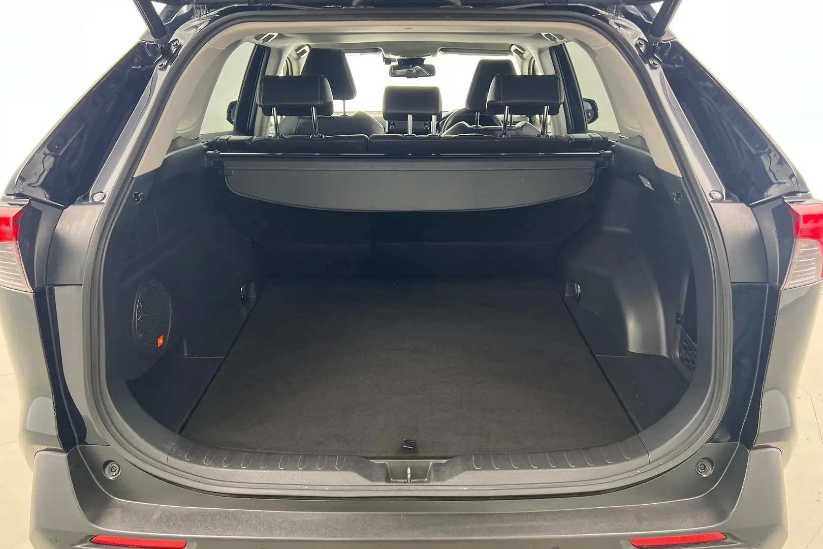 2021 Toyota RAV4 Gallery Image 17