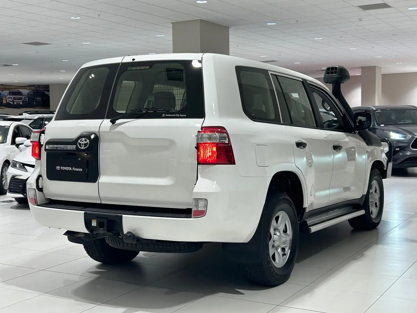 2020 Toyota Landcruiser Gallery Image 10