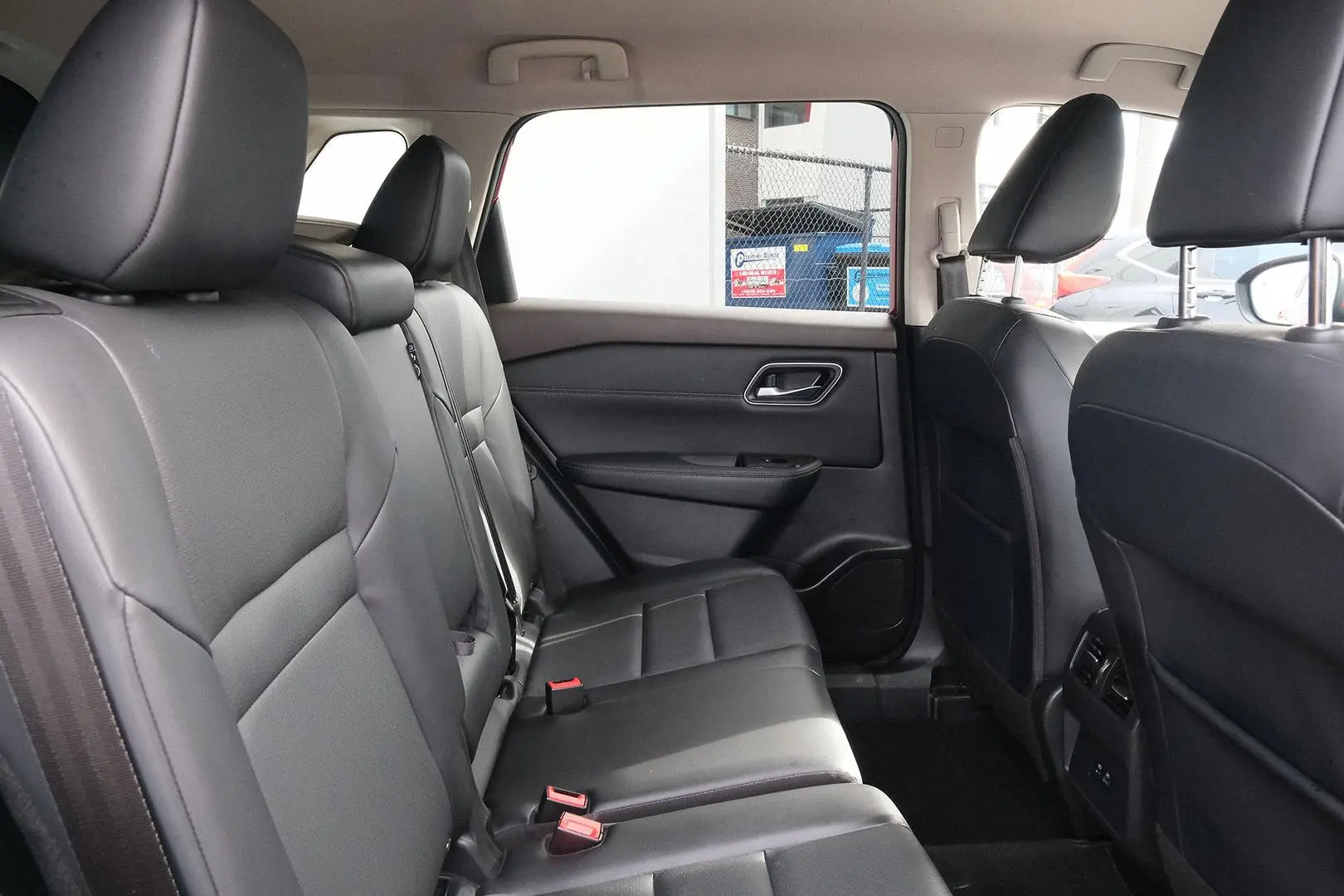 2023 Nissan X-TRAIL Gallery Image 11