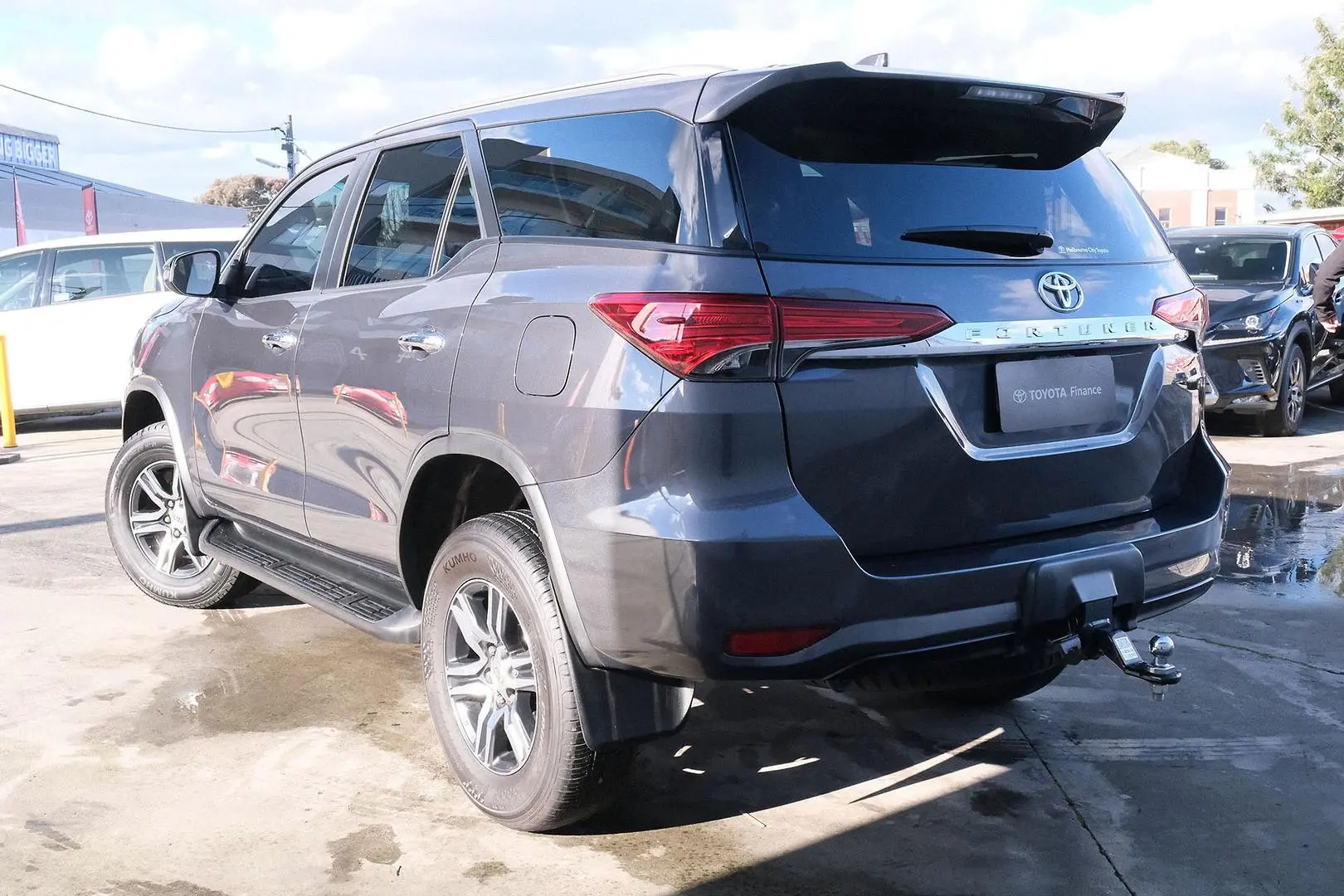2022 Toyota Fortuner Gallery Image 2