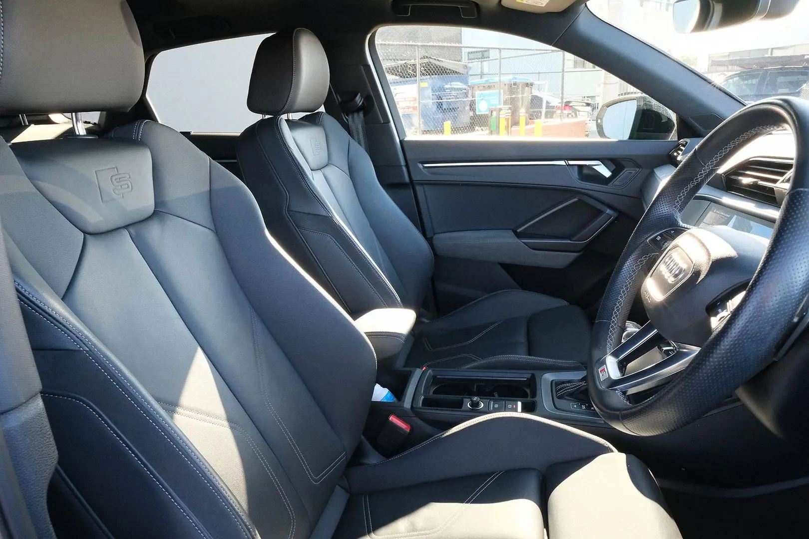 2021 Audi Q3 Gallery Image 14