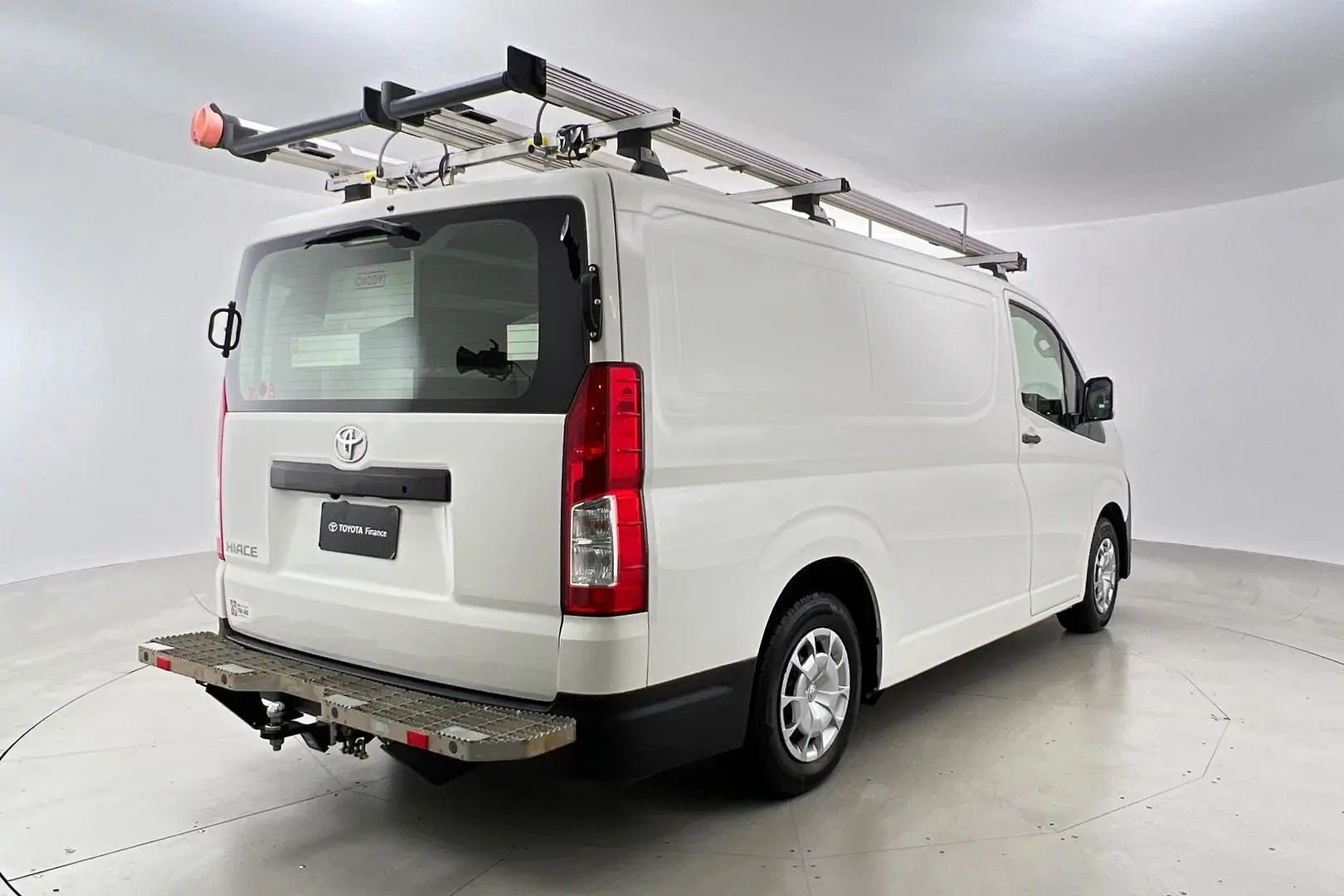 2021 Toyota Hiace Gallery Image 8