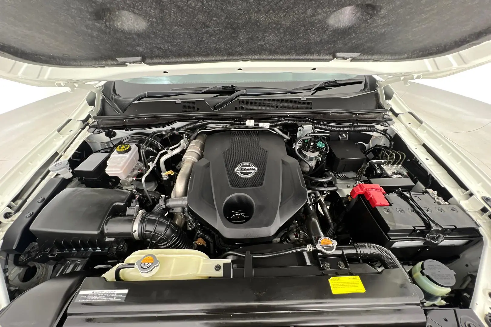 2021 Nissan Navara Gallery Image 21
