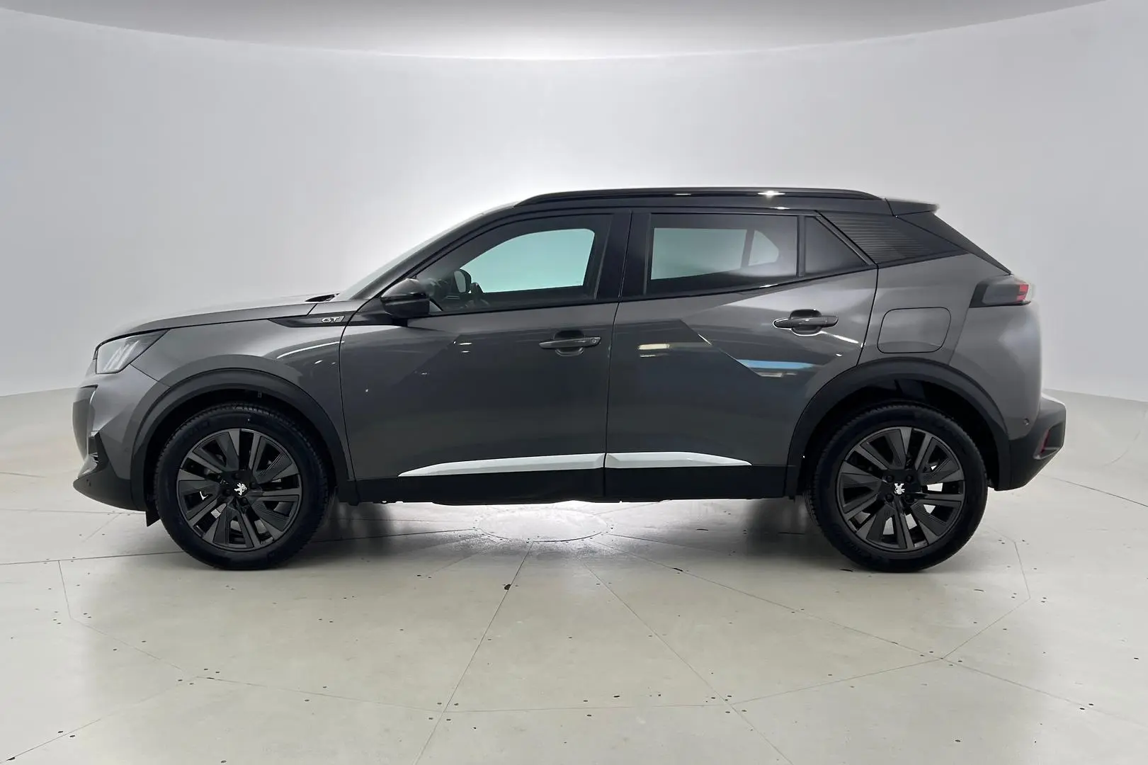 2022 Peugeot 2008 Gallery Image 8