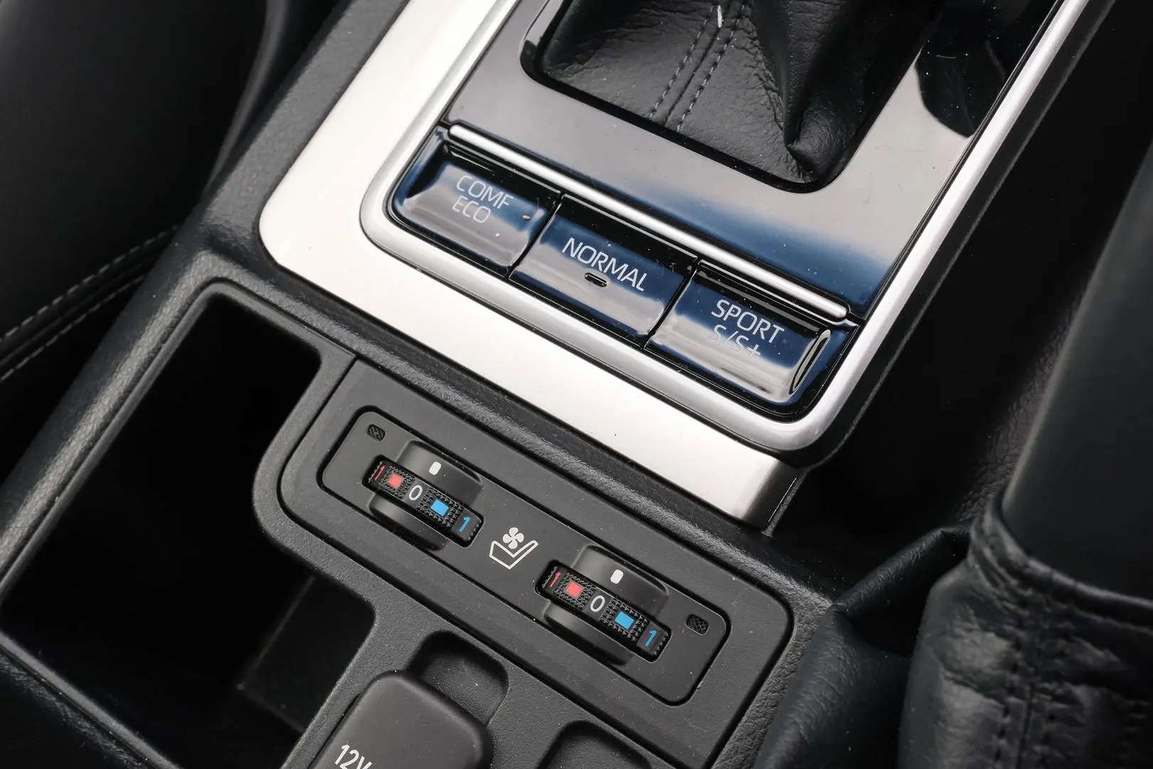2023 Toyota Landcruiser Prado Gallery Image 20