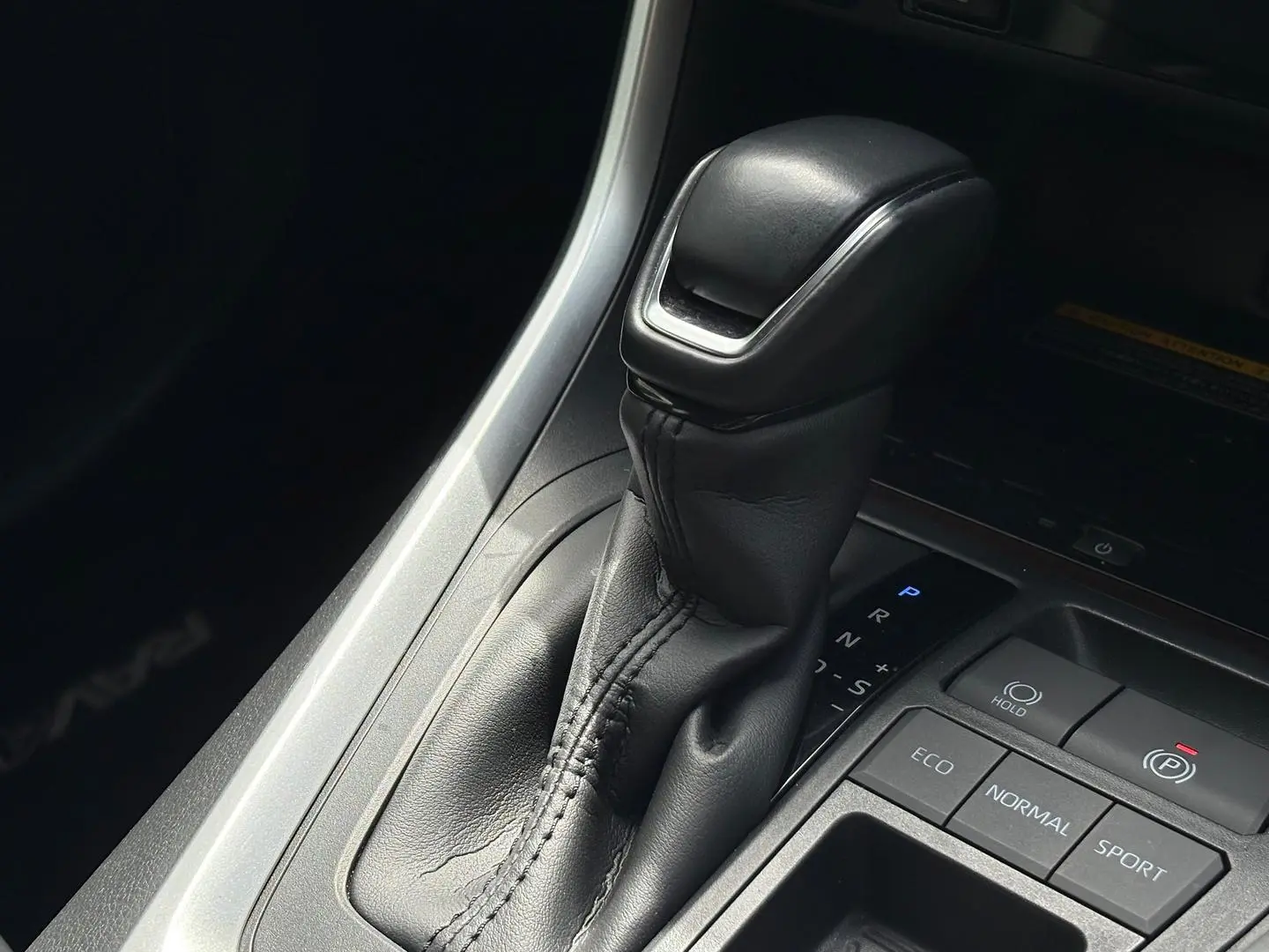 2019 Toyota RAV4 Gallery Image 20