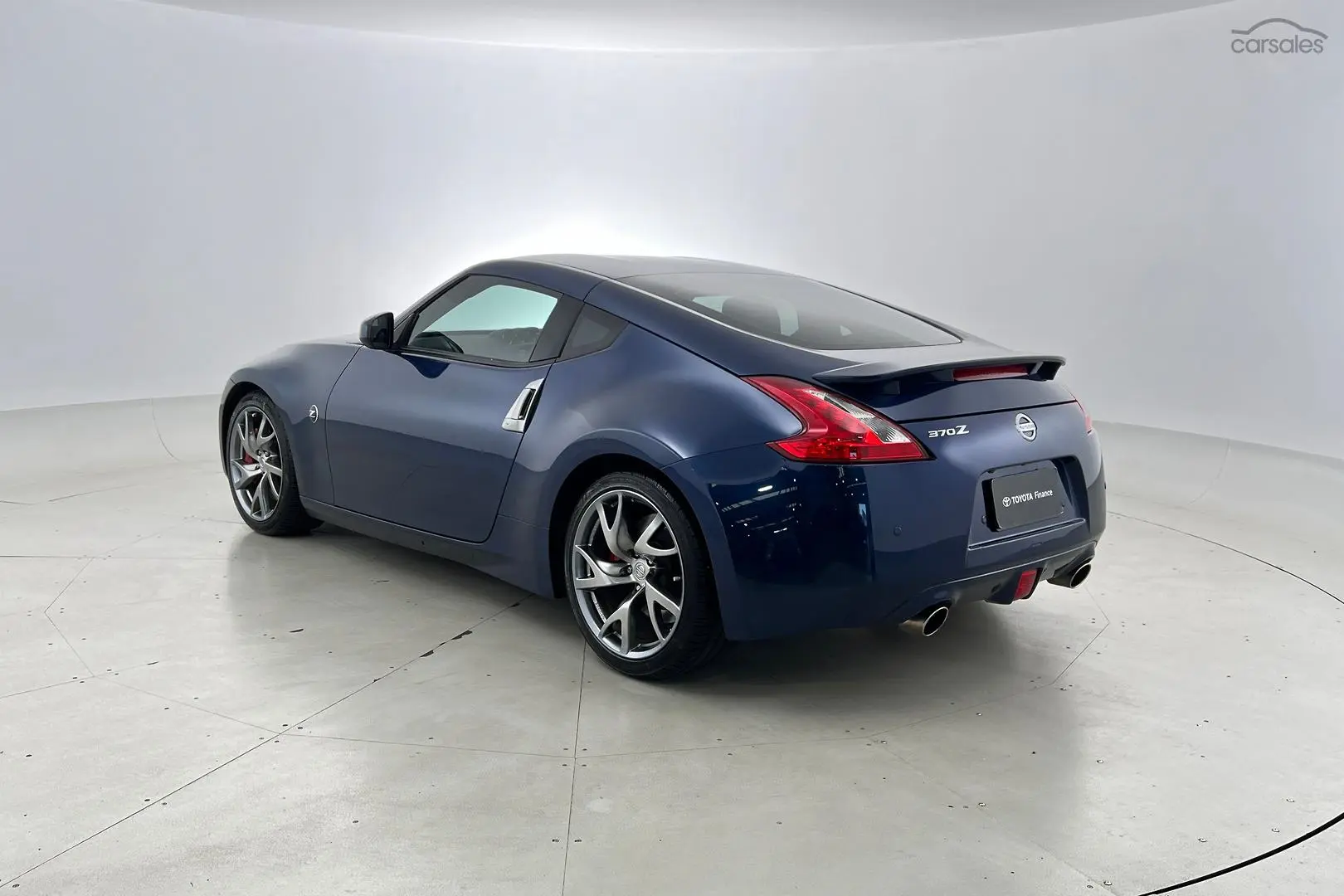 2015 Nissan 370Z Image 2