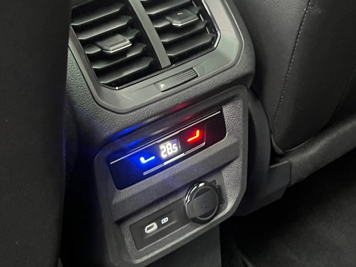 2023 Volkswagen Tiguan Gallery Image 29