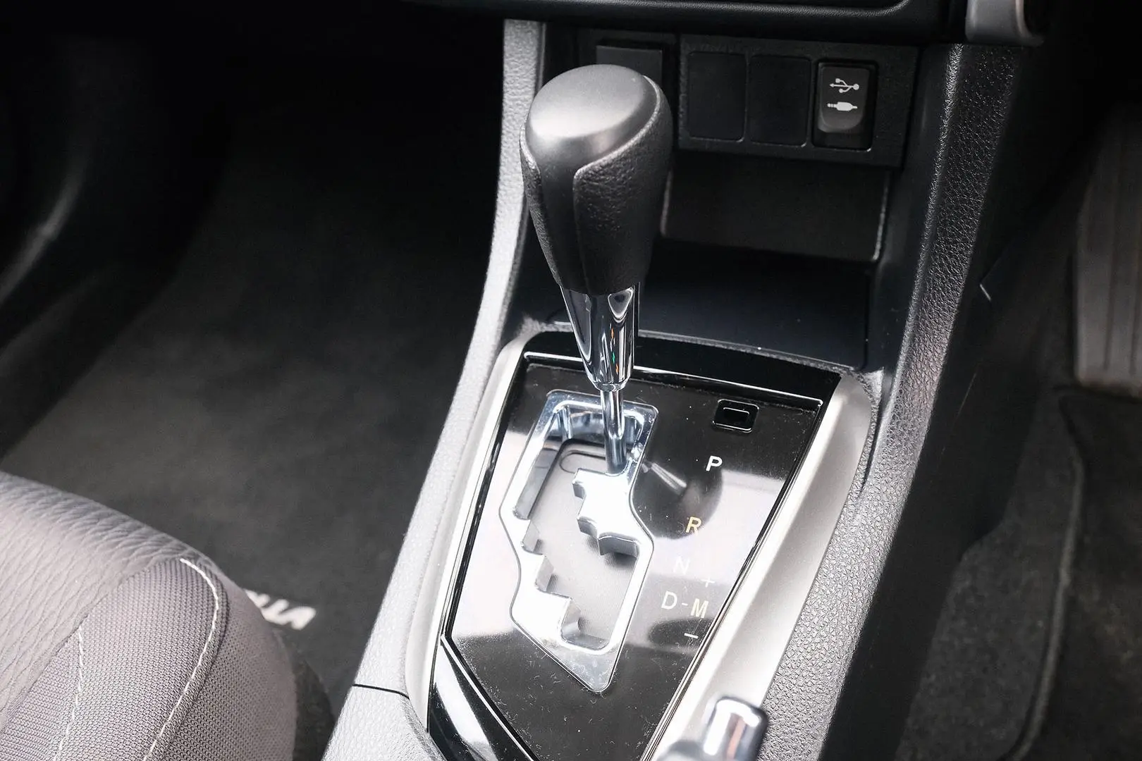 2017 Toyota Corolla Gallery Image 19