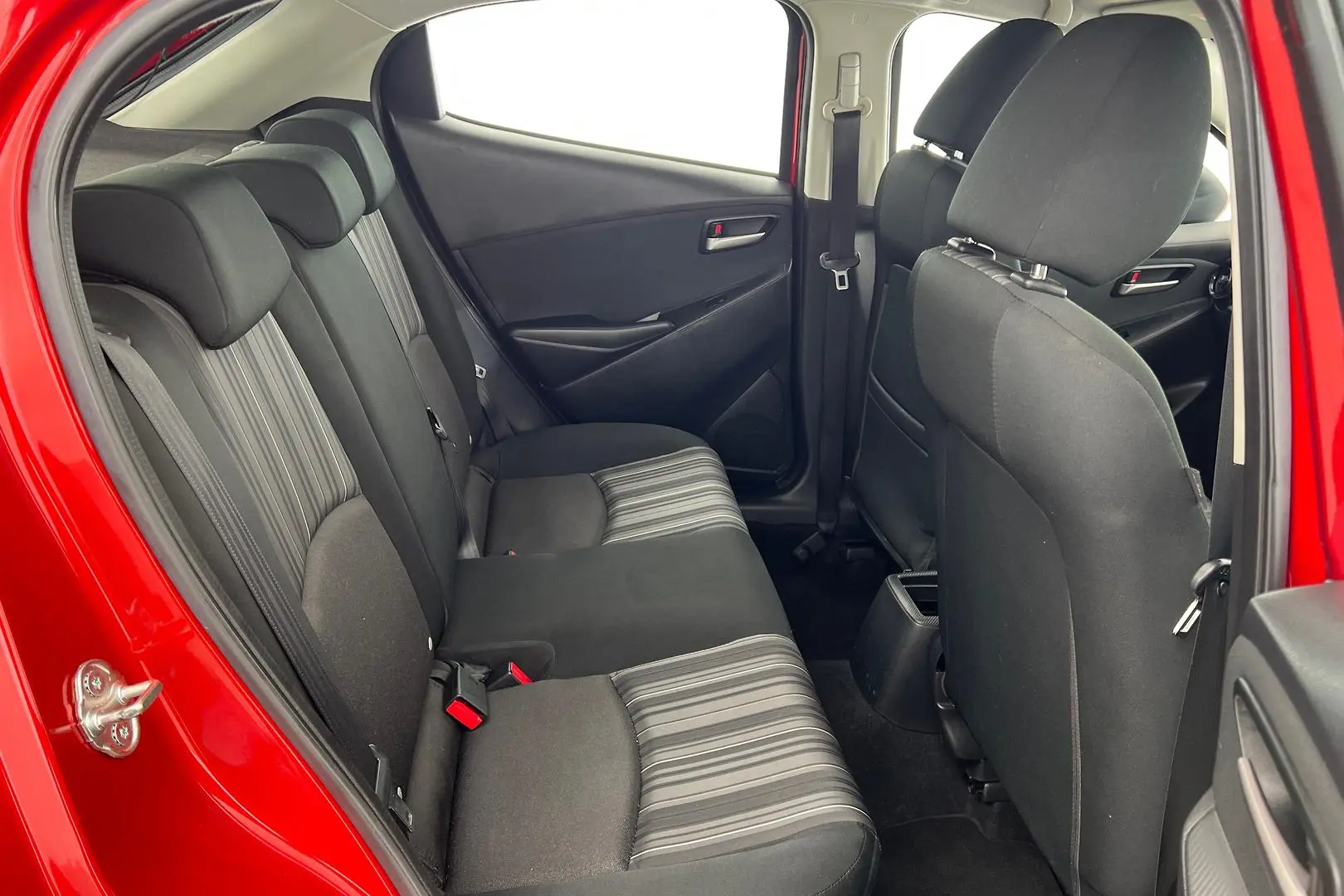 2019 Mazda 2 Gallery Image 10