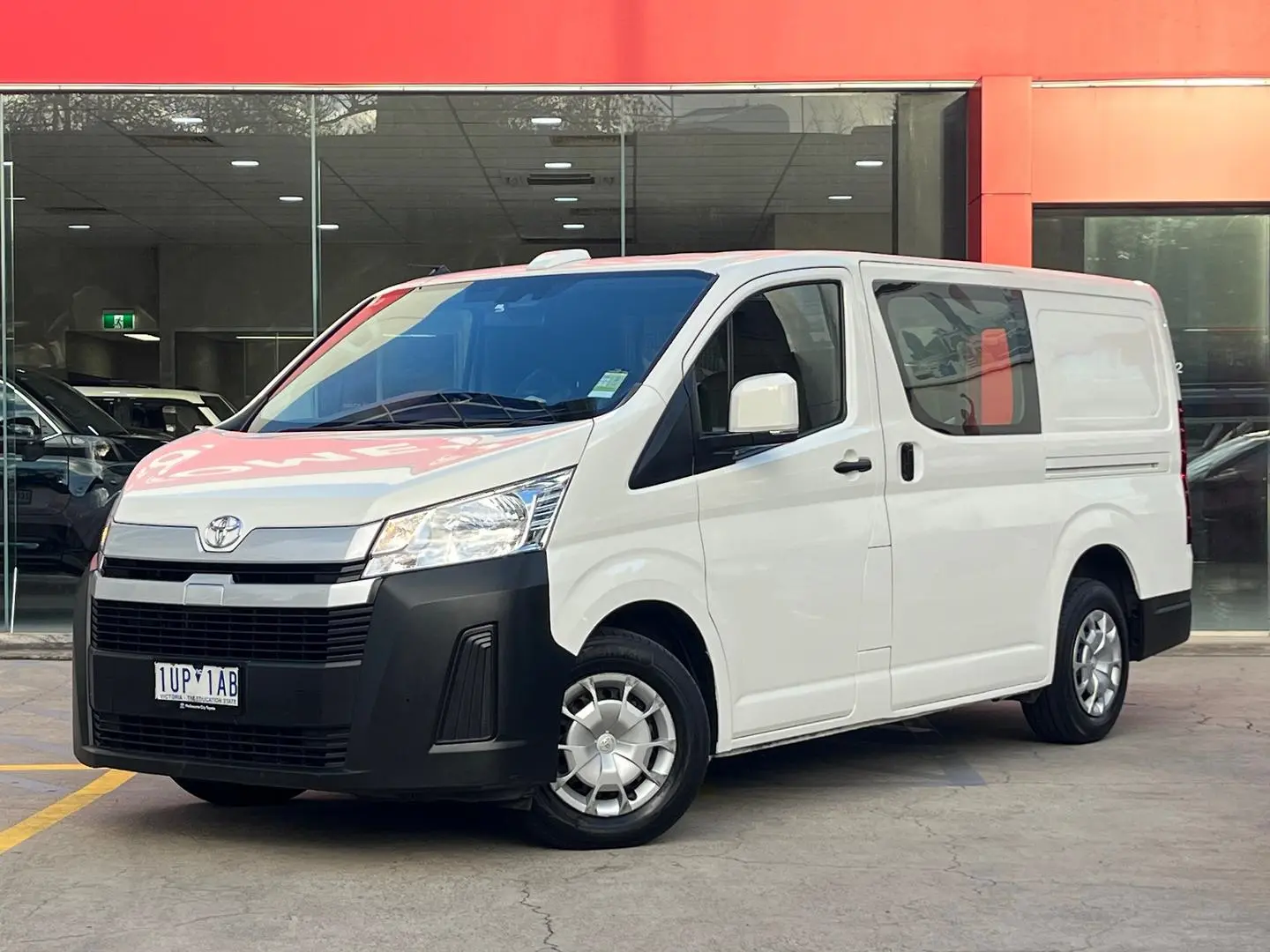 2021 Toyota Hiace Gallery Image 9