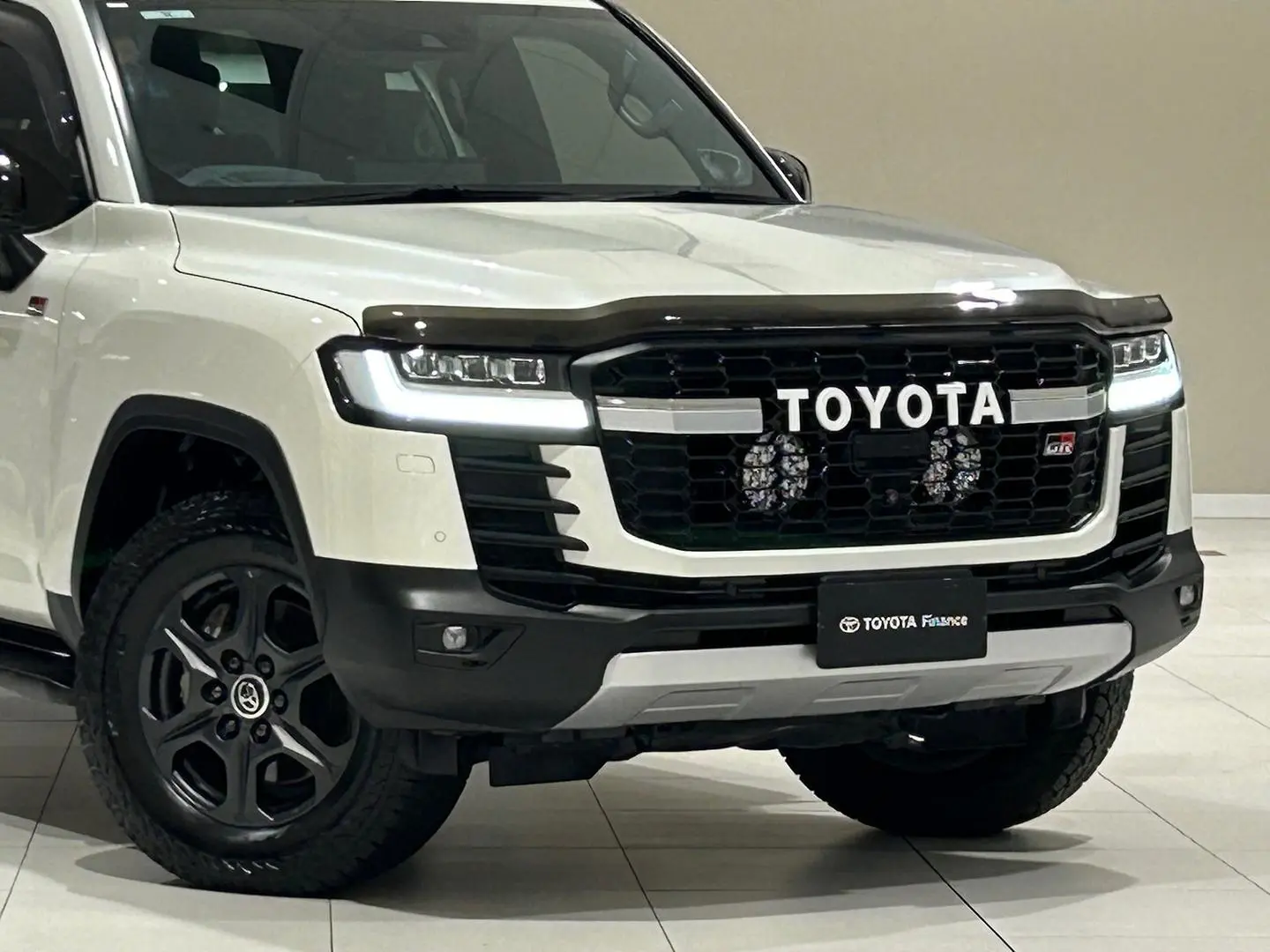 2021 Toyota Landcruiser Gallery Image 3