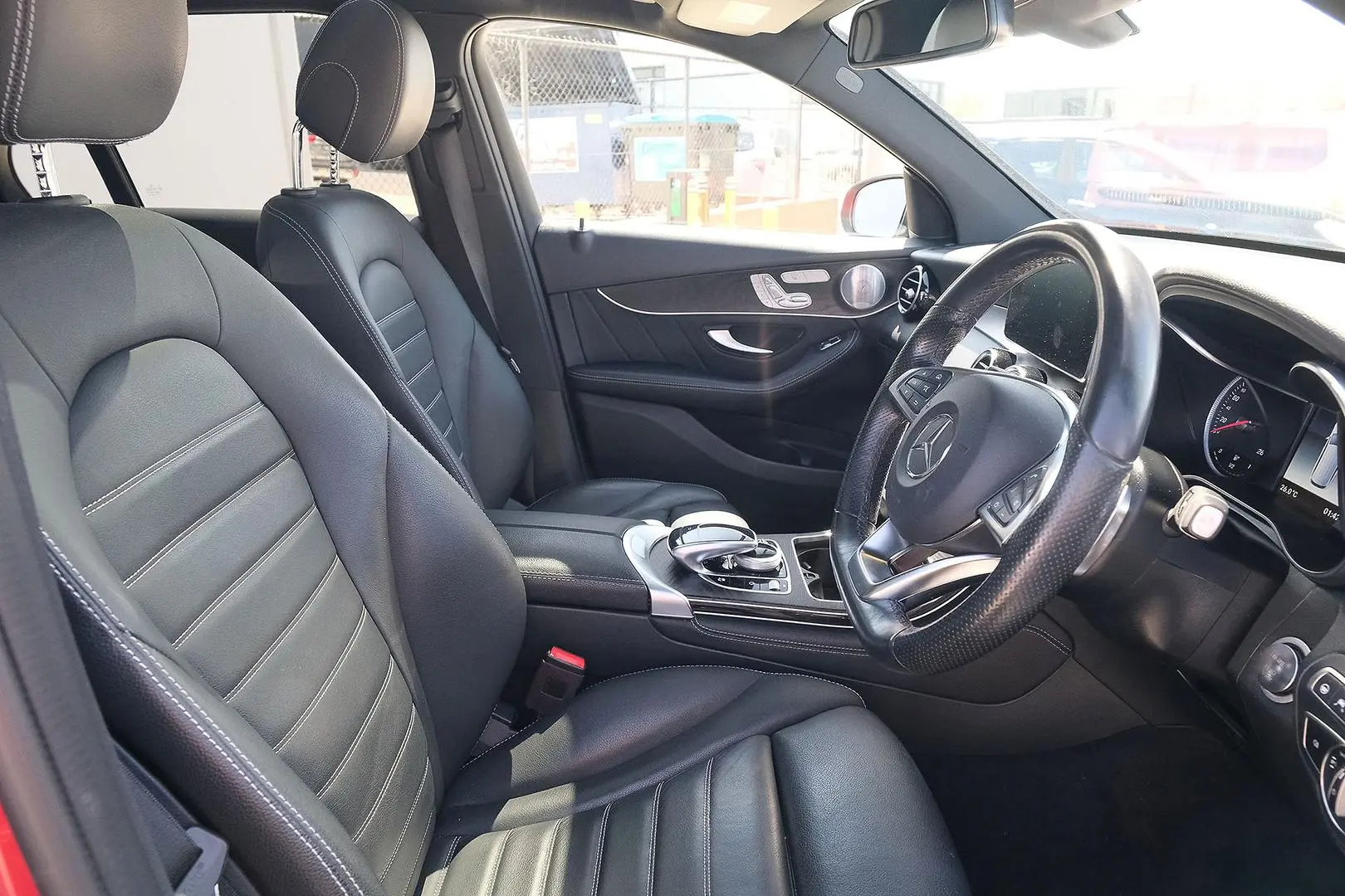 2019 Mercedes-Benz GLC-Class Gallery Image 12