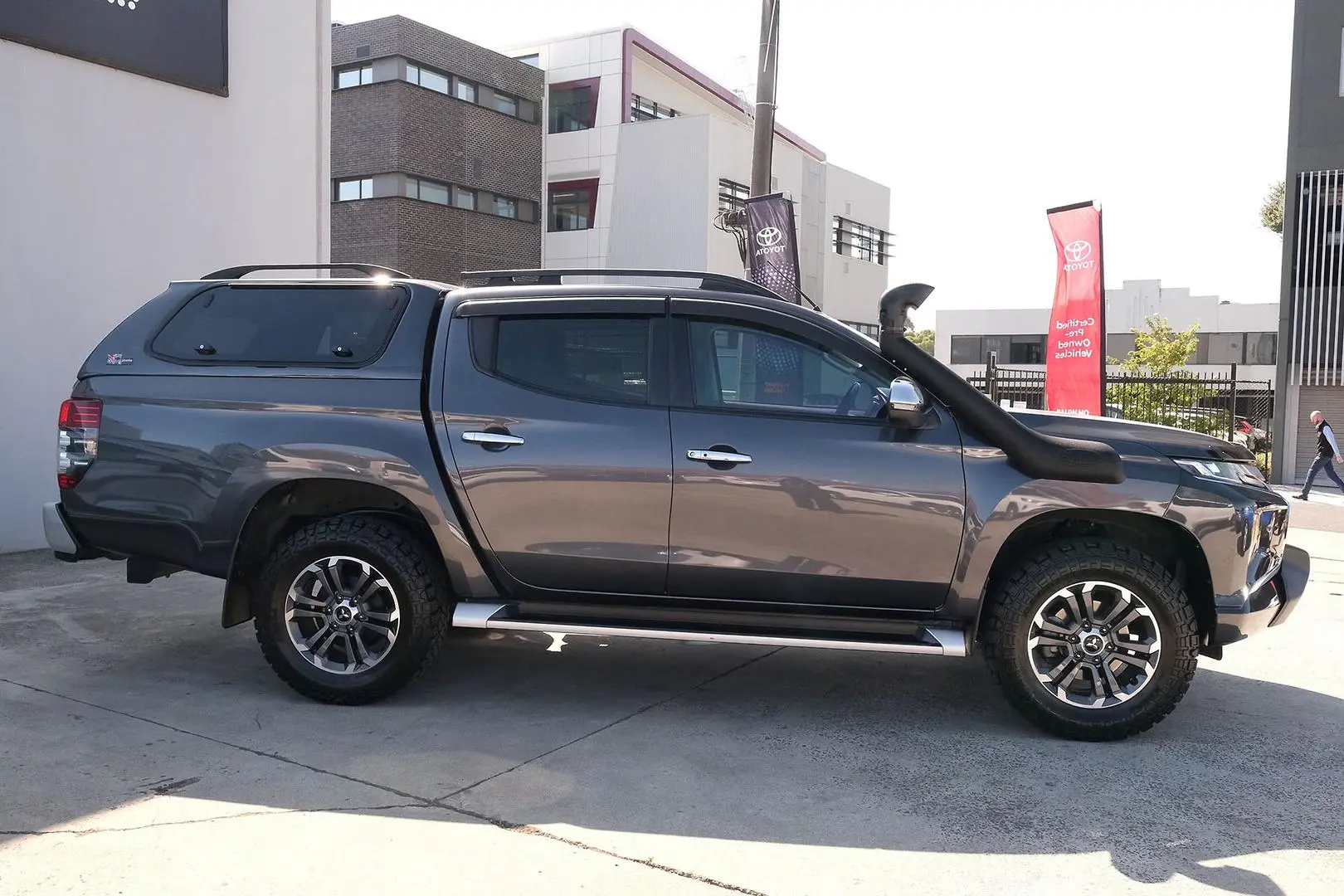 2019 Mitsubishi Triton Gallery Image 5