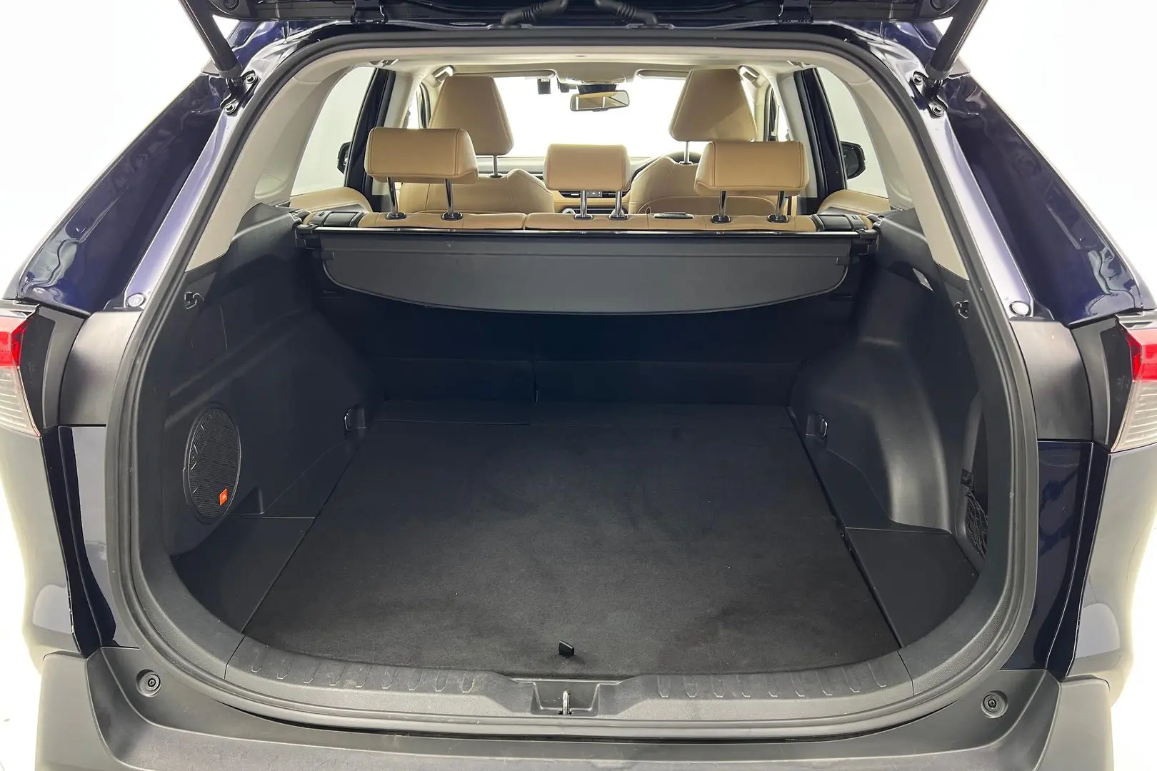 2019 Toyota RAV4 Gallery Image 21
