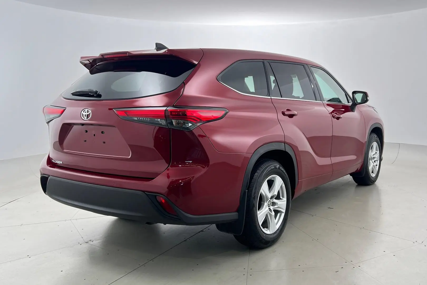 2022 Toyota Kluger Gallery Image 4