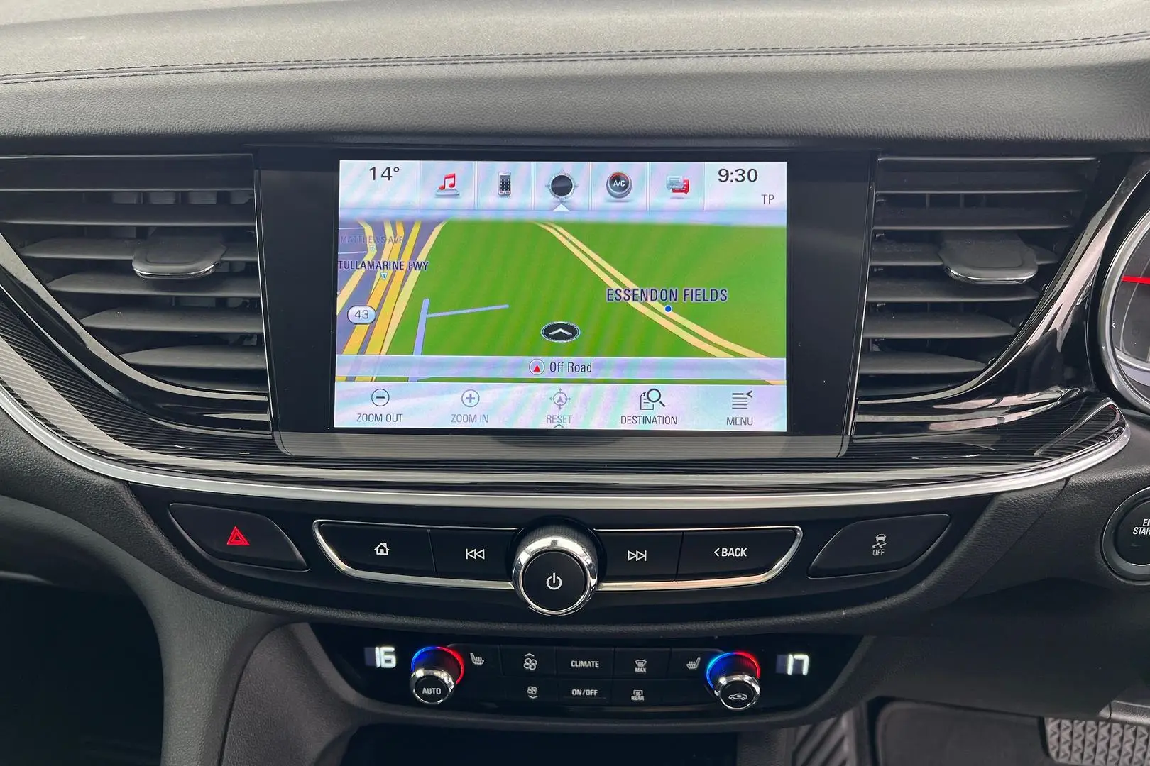 2019 Holden Calais Gallery Image 14