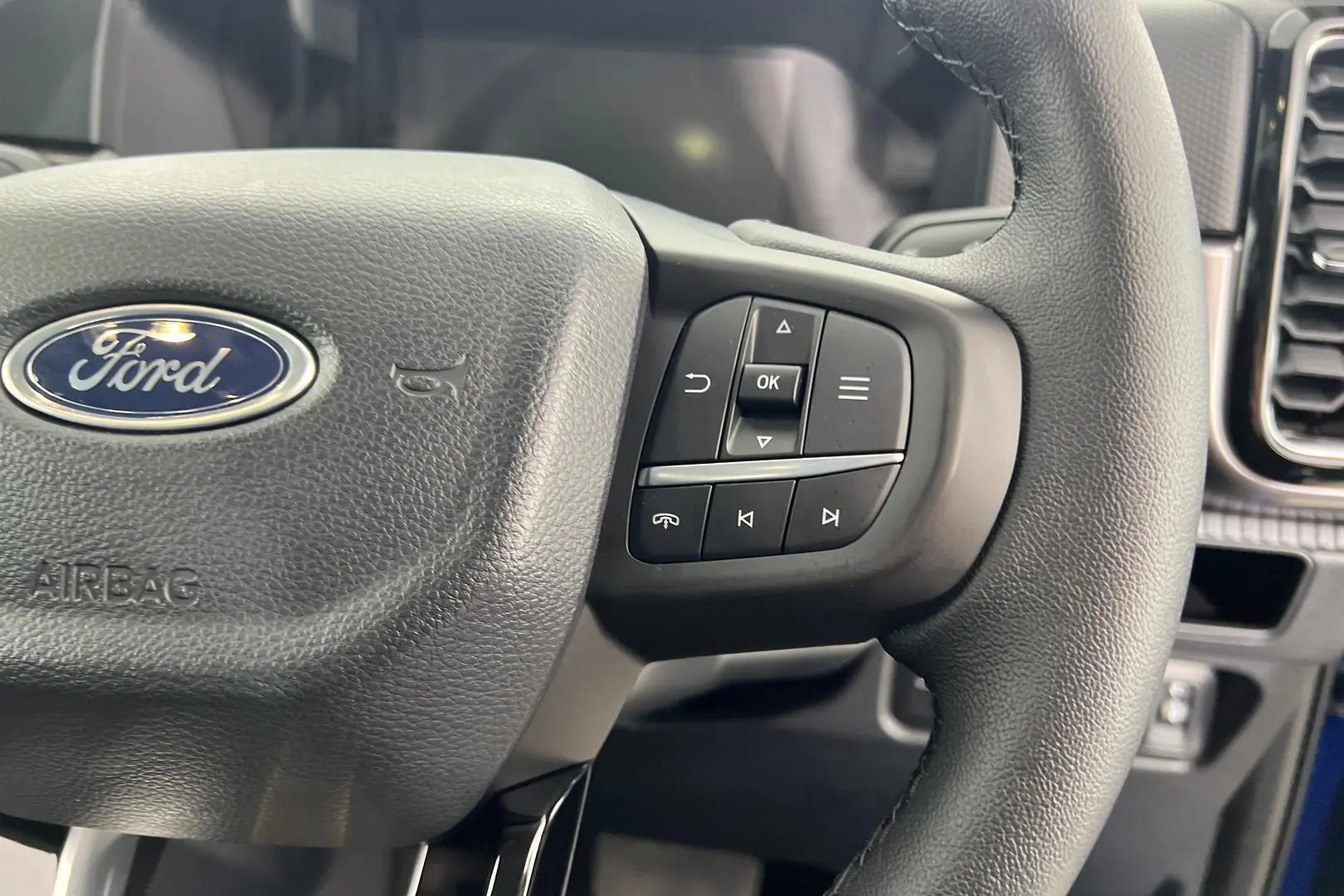 2024 Ford Ranger Gallery Image 17