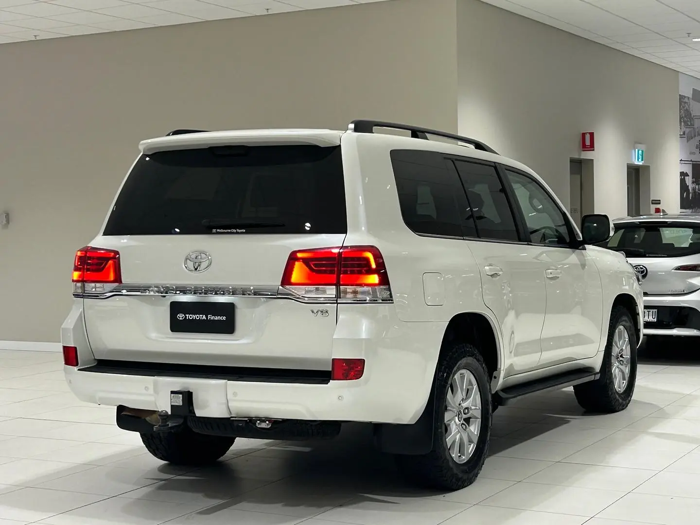 2021 Toyota Landcruiser Gallery Image 10