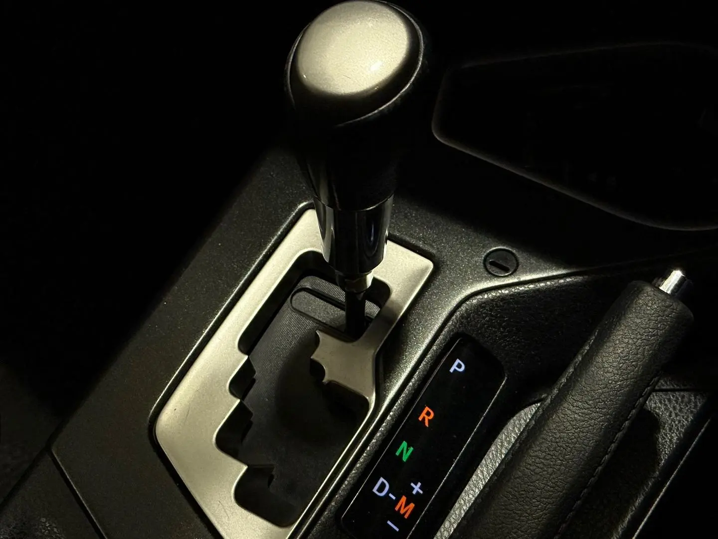 2016 Toyota RAV4 Gallery Image 20