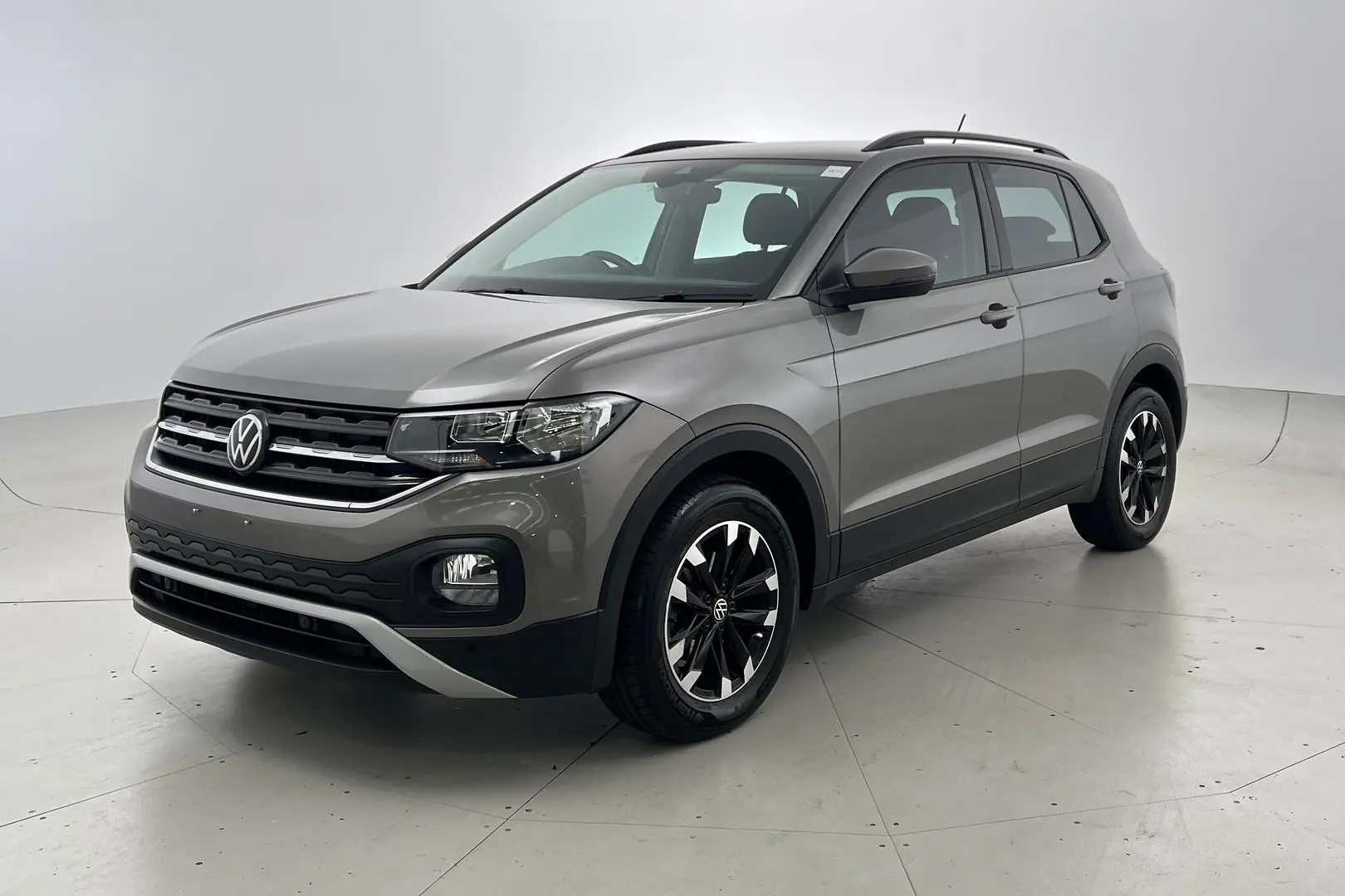 2021 Volkswagen T-Cross Gallery Image 2