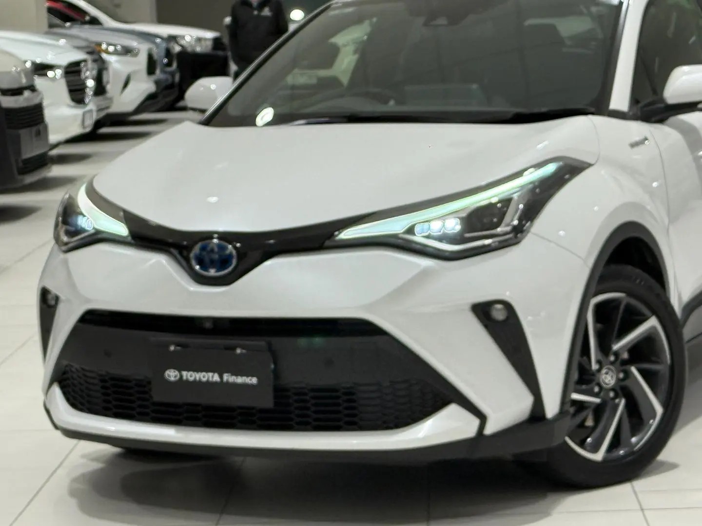 2022 Toyota C-HR Gallery Image 7