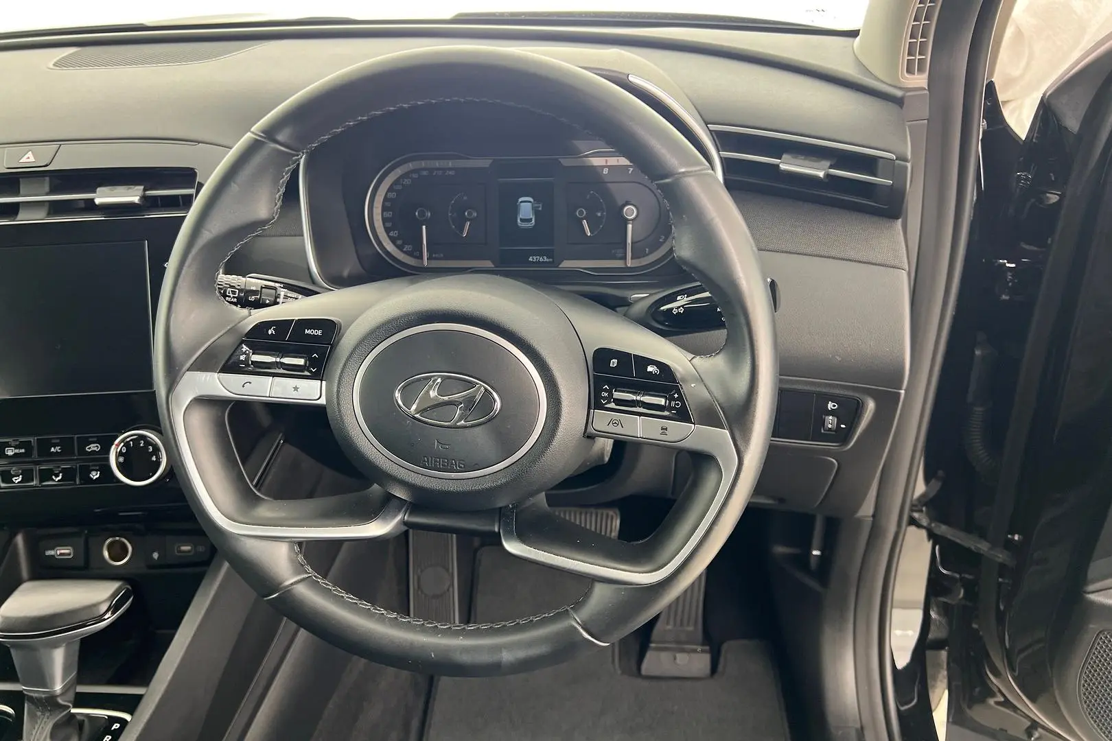 2021 Hyundai Tucson Gallery Image 15