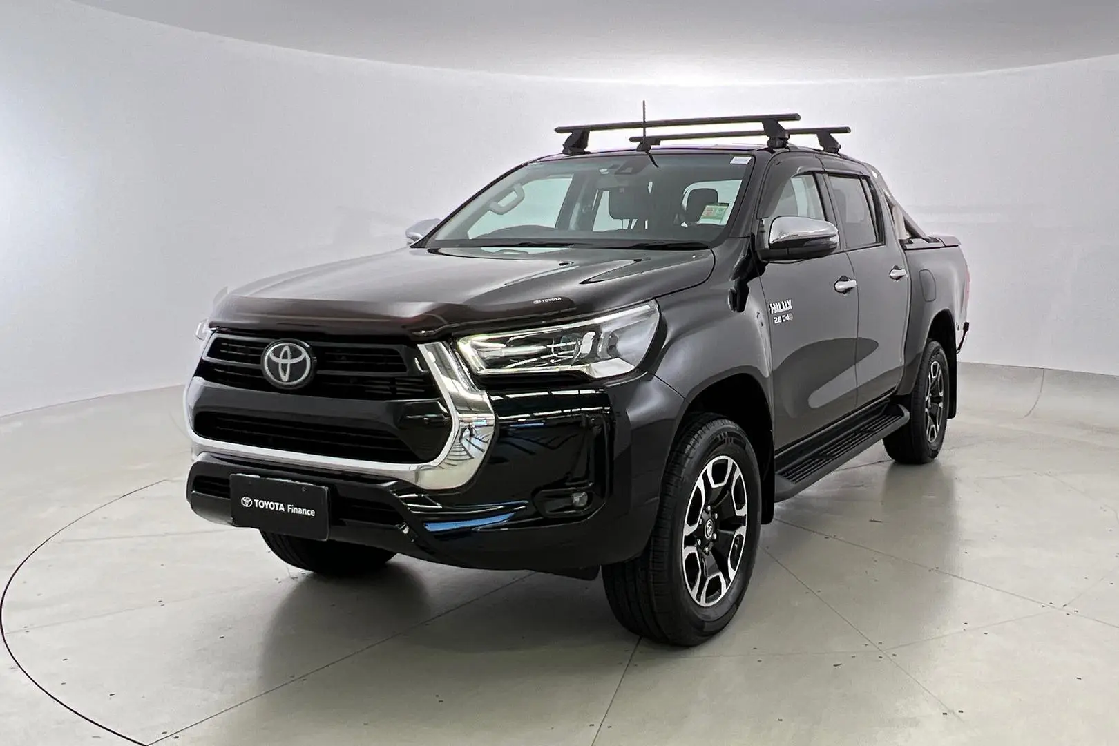 2021 Toyota Hilux Gallery Image 9