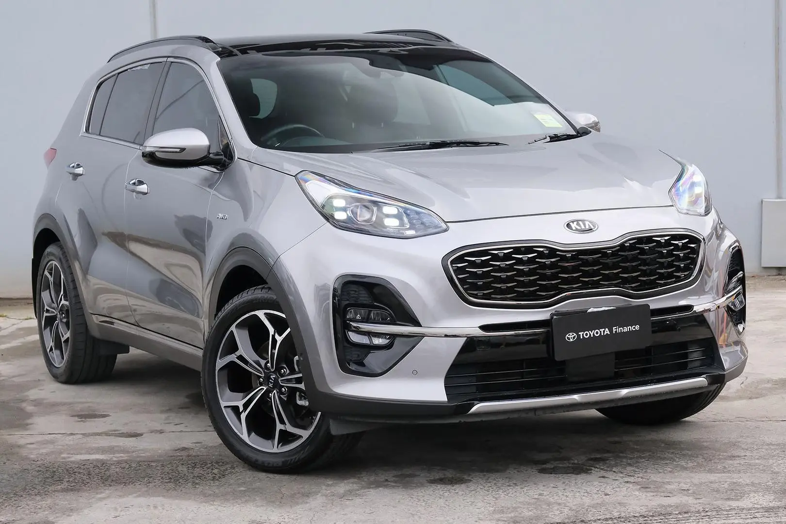 2019 Kia Sportage Gallery Image 1