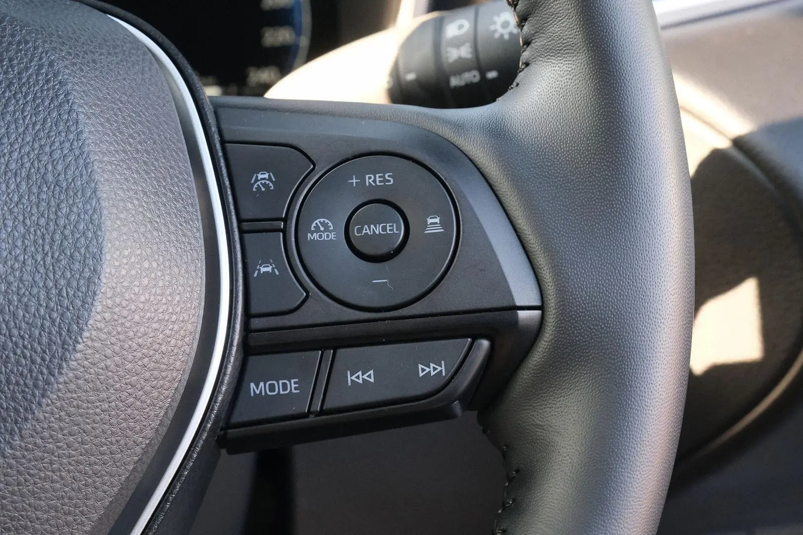 2024 Toyota Corolla Cross Gallery Image 15