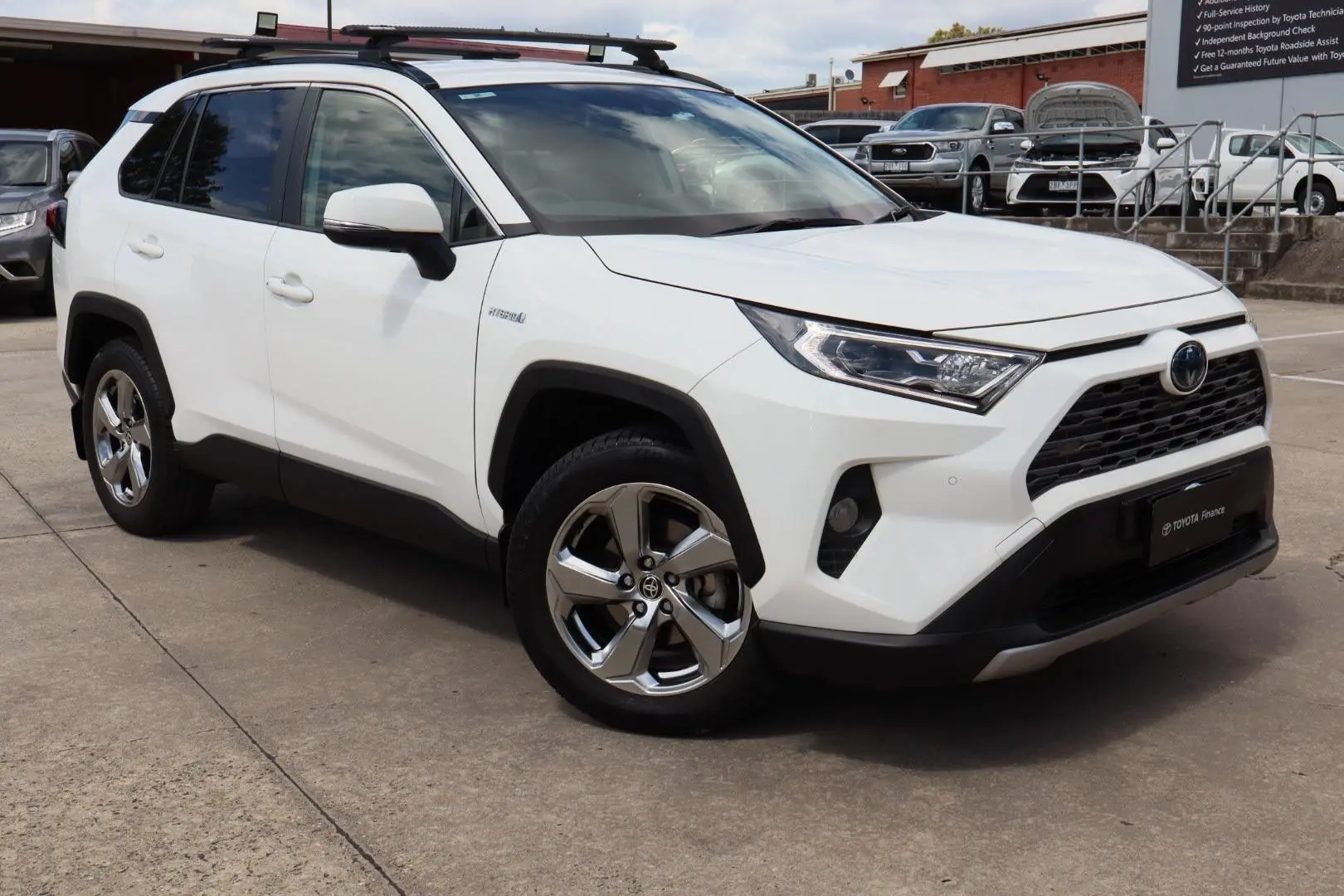 2021 Toyota Rav4 Gallery Image 1