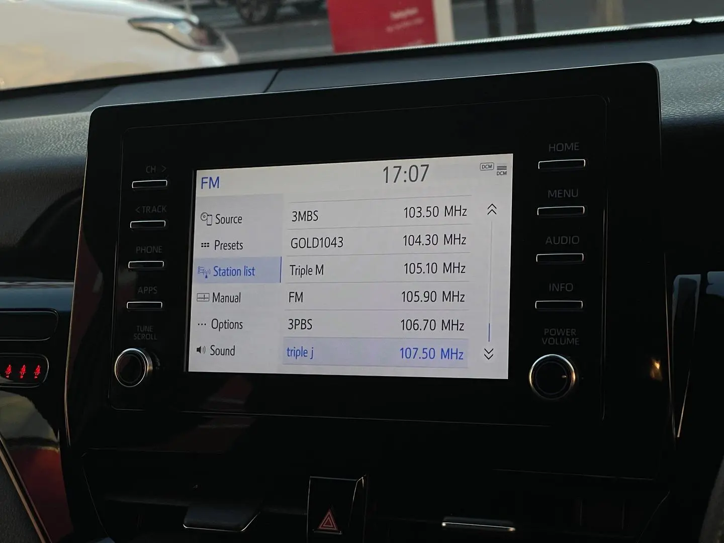 2022 Toyota Camry Gallery Image 13